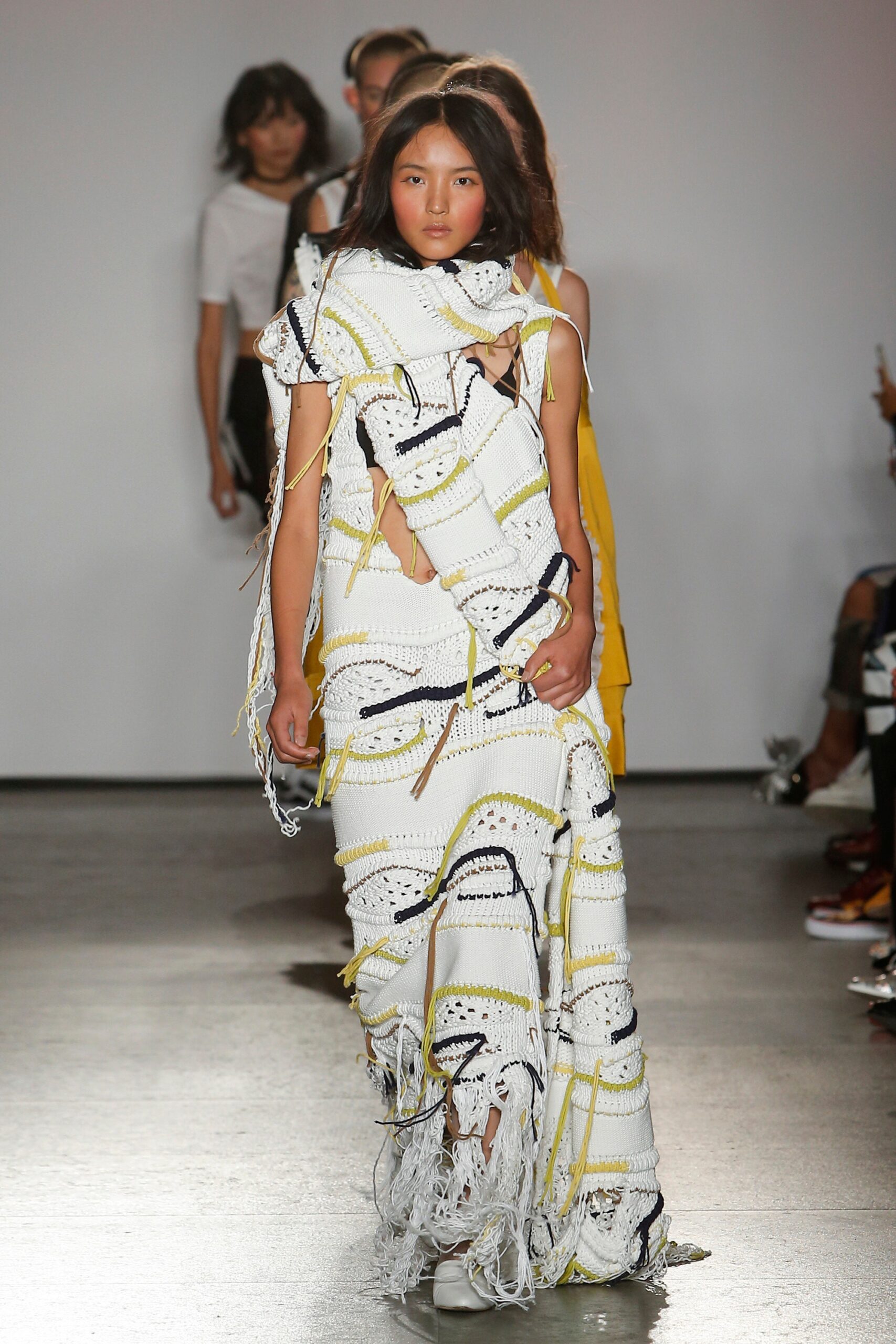 Calvin Luo S/S 18 Look 386