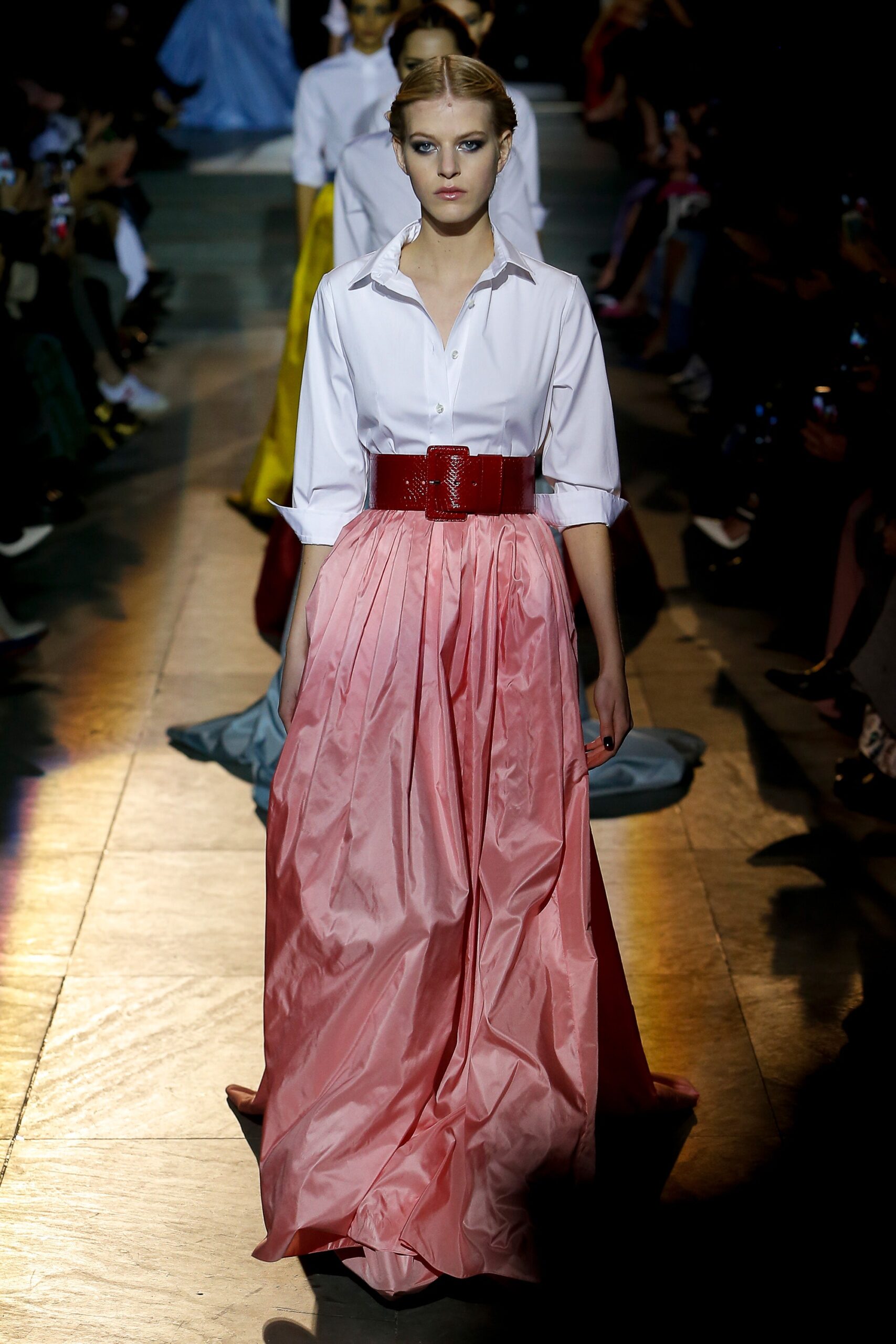 Carolina Herrera F/W 18 Look 572