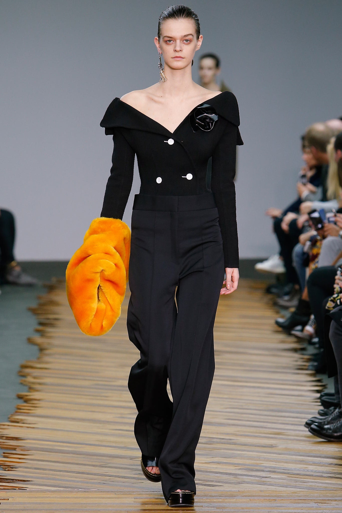 Celine F/W 14 Look 19