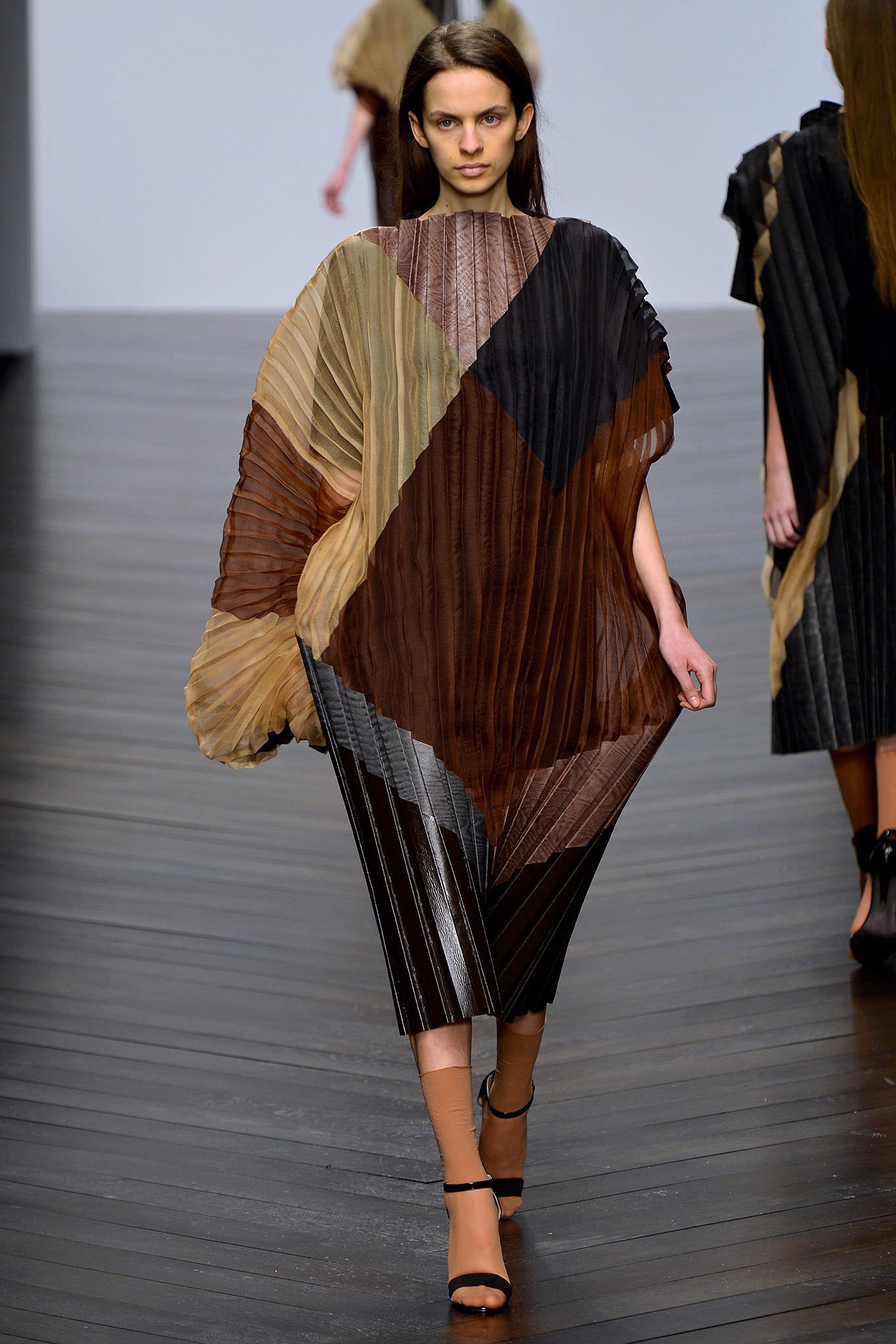 Central Saint Martins F/W 13 Look 55