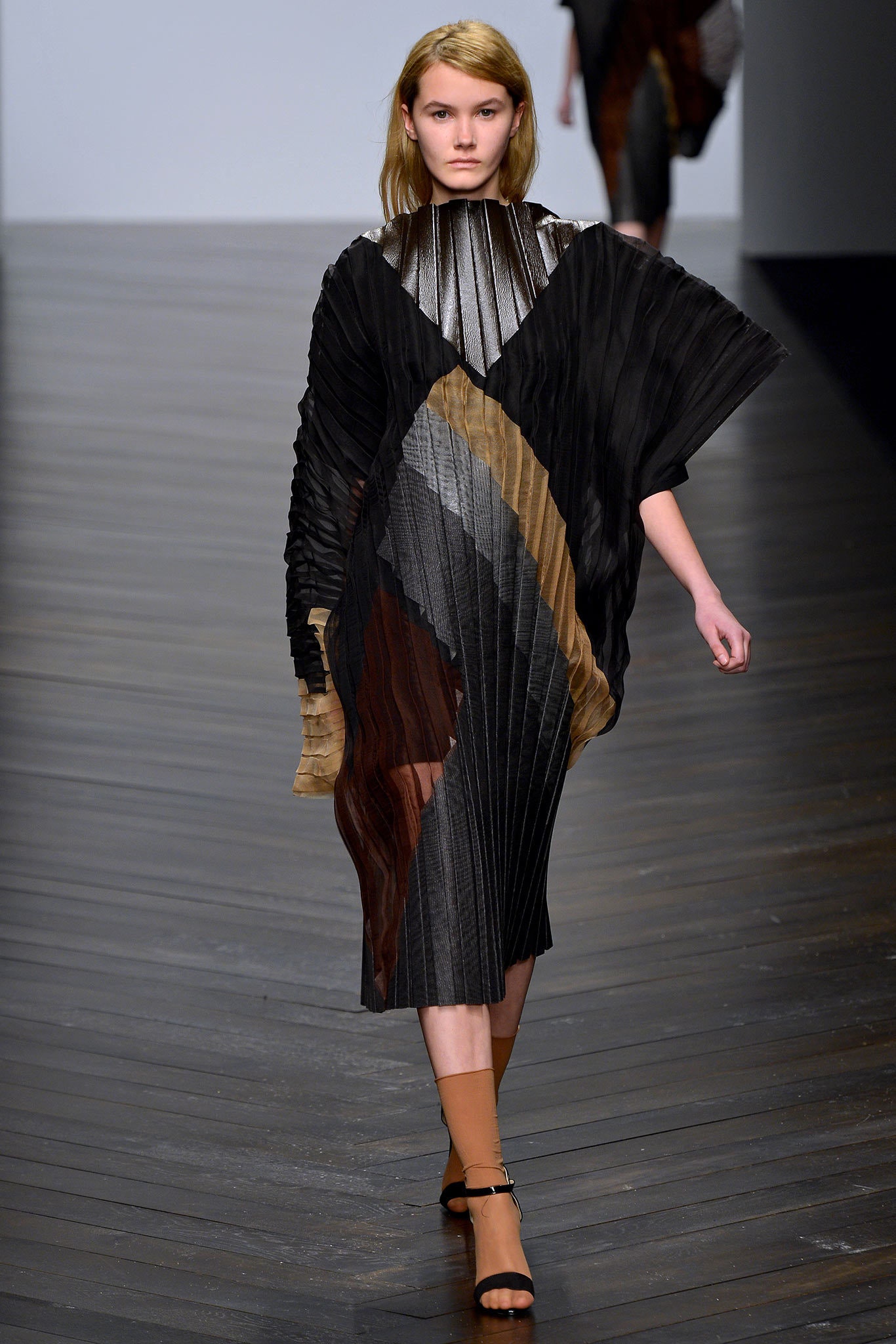 Central Saint Martins F/W 13 Look 61