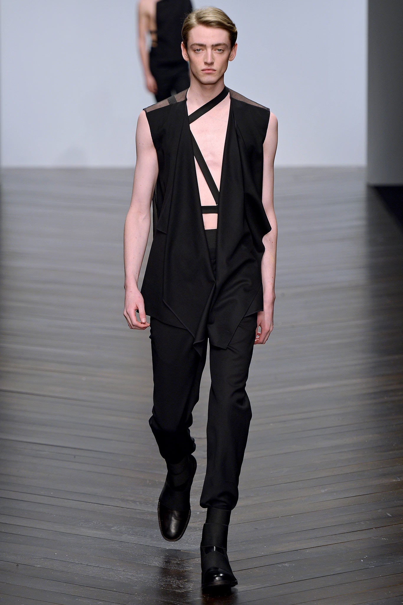Central Saint Martins F/W 13 Look 95
