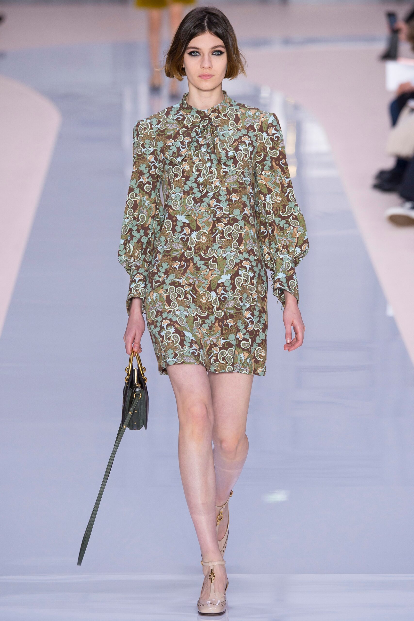 Chloé F/W 17 Look 13