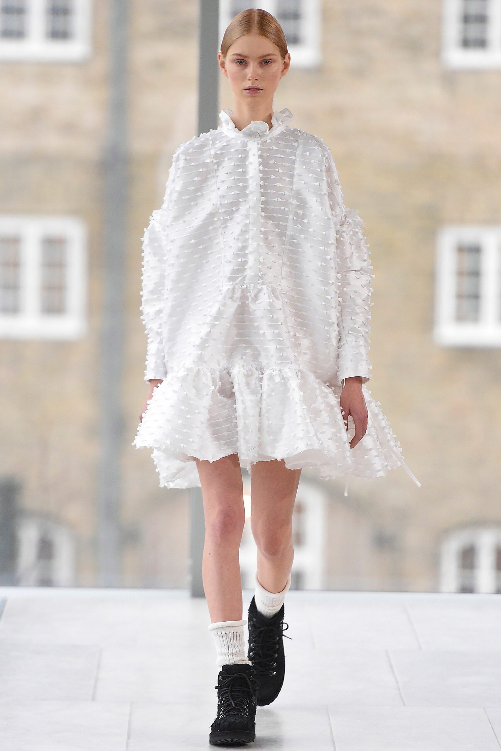 Cecilie Bahnsen Copenhagen F/W 17 Look 3