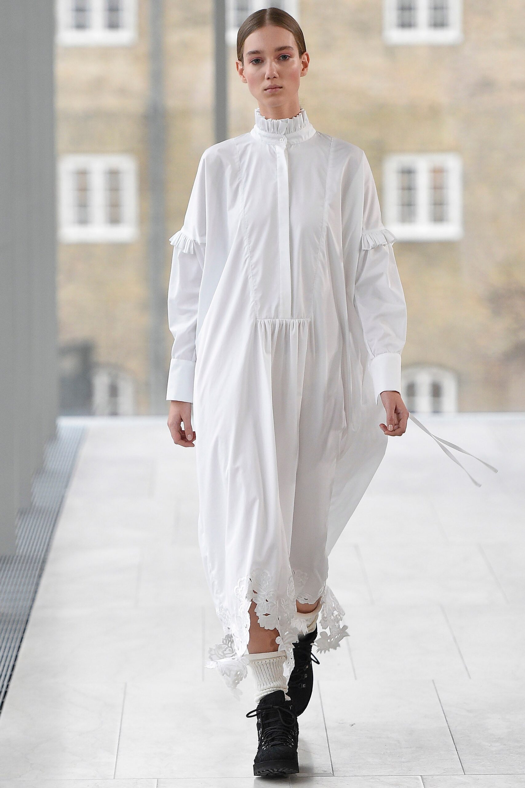 Cecilie Bahnsen Copenhagen F/W 17 Look 40