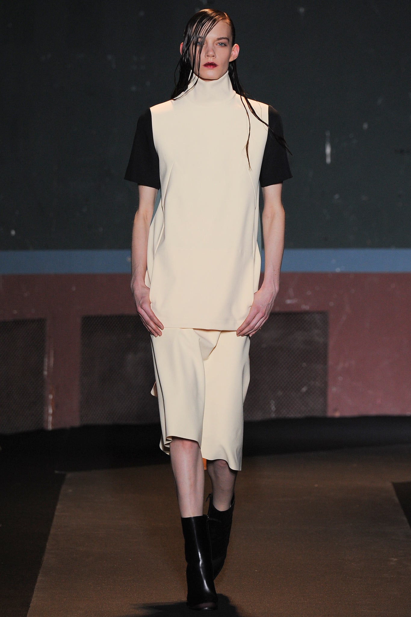 ivory high-neck tunic top