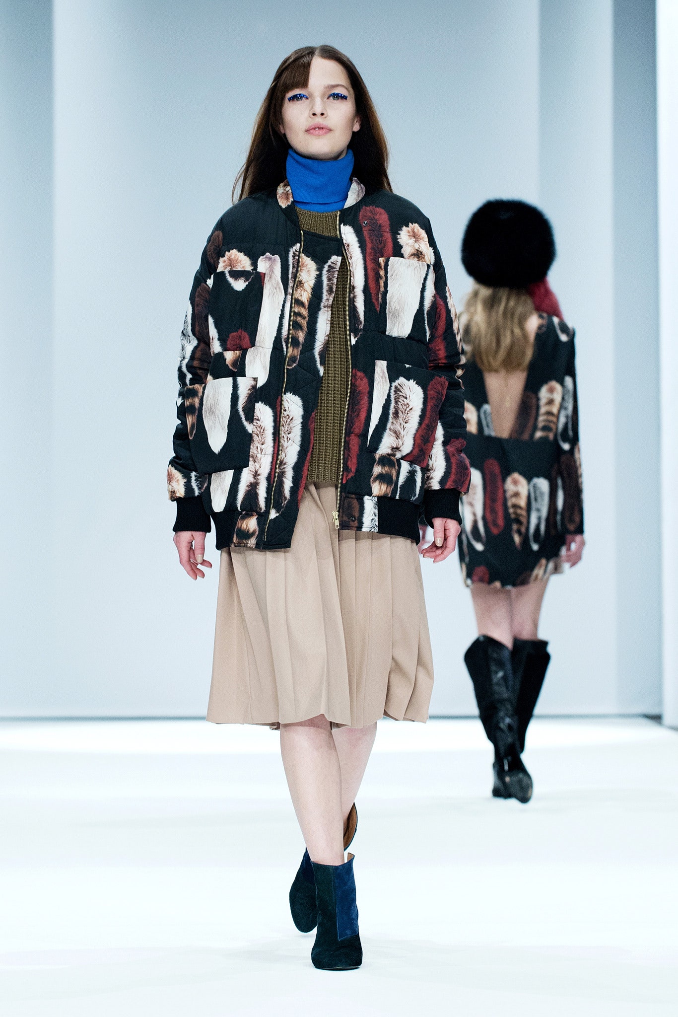 feather-print quilted bomber jacket