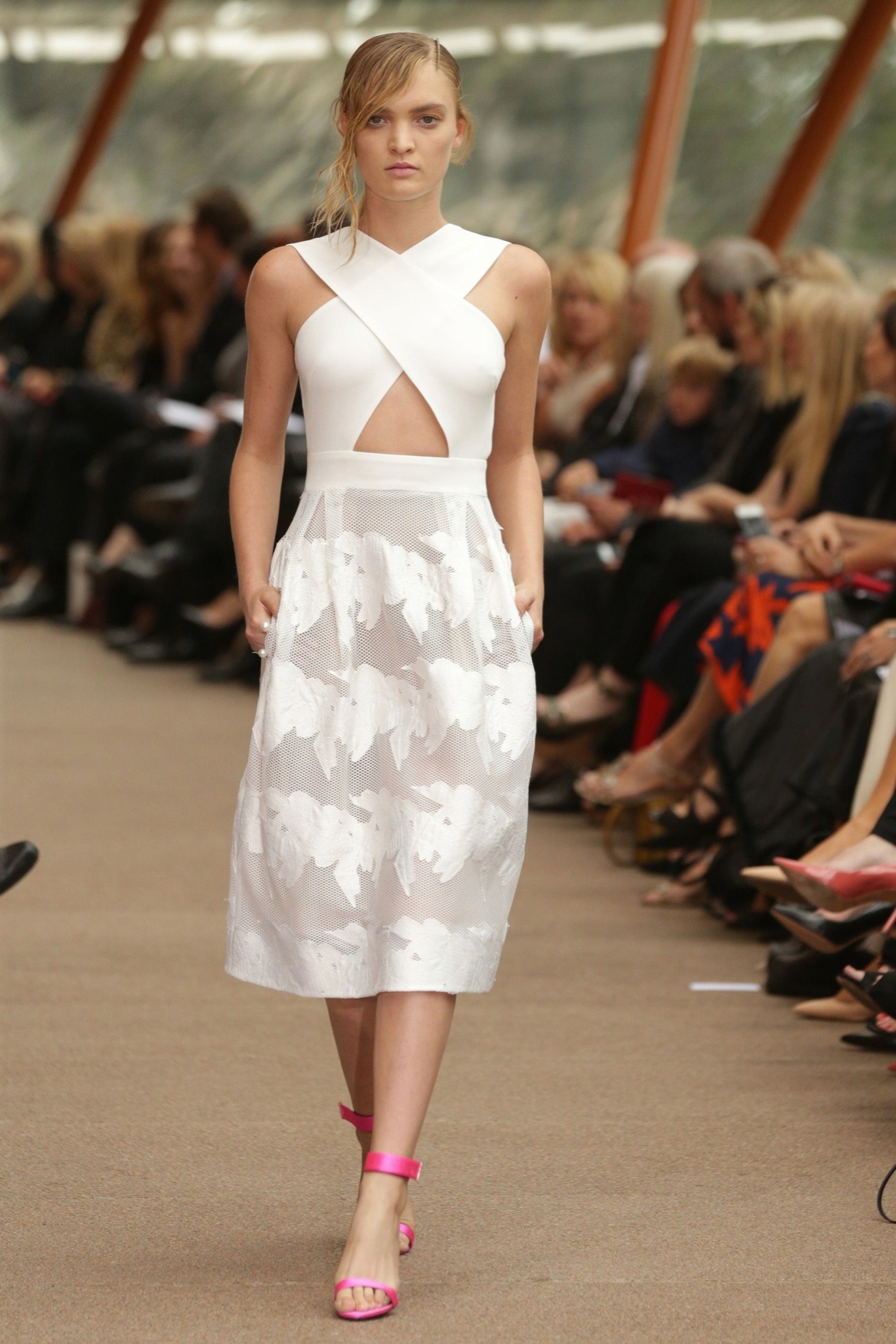 Carla Zampatti Australia S/S 15 Look 145