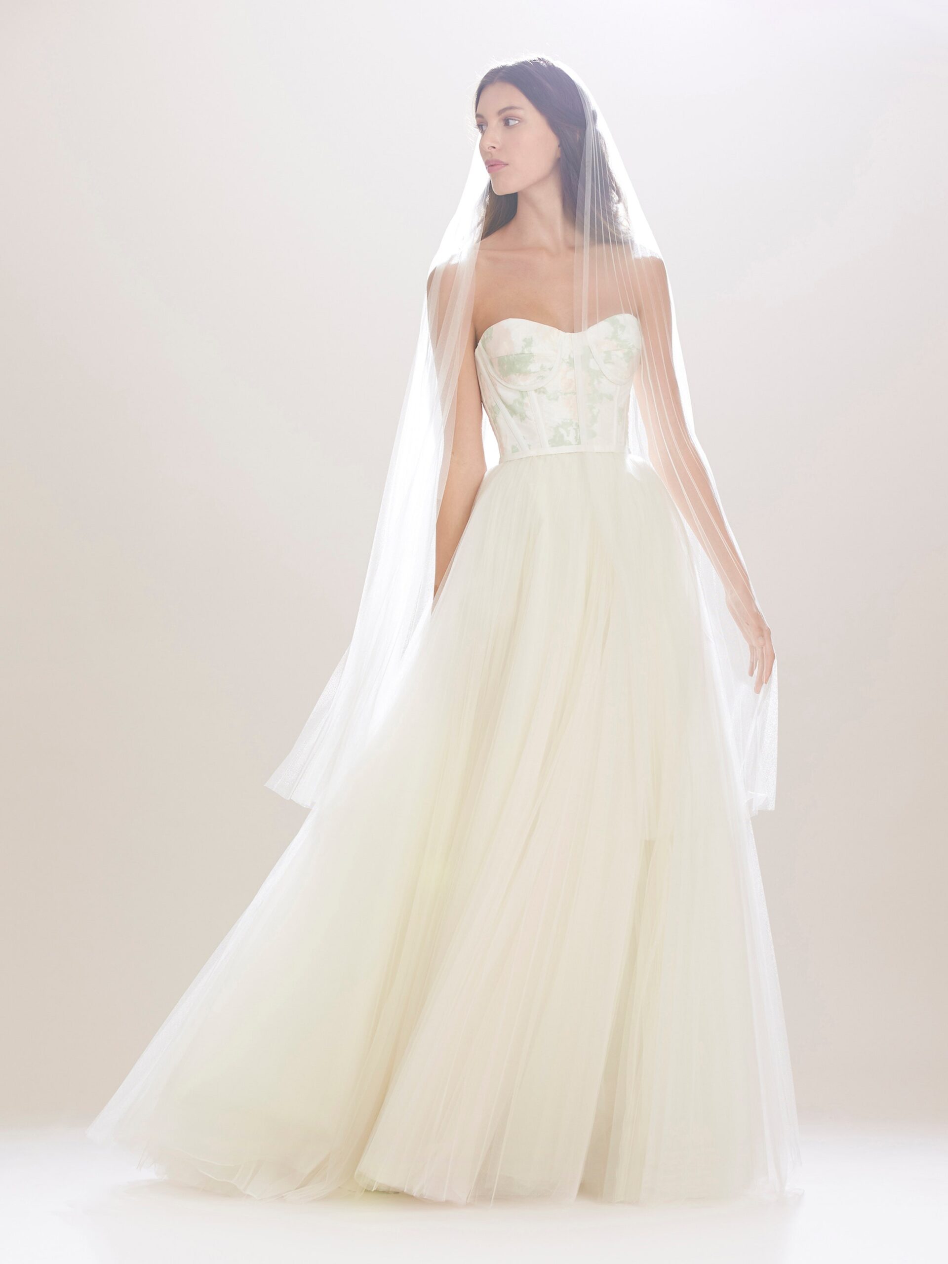 Carolina Herrera F/W 16 Bridal Look 35