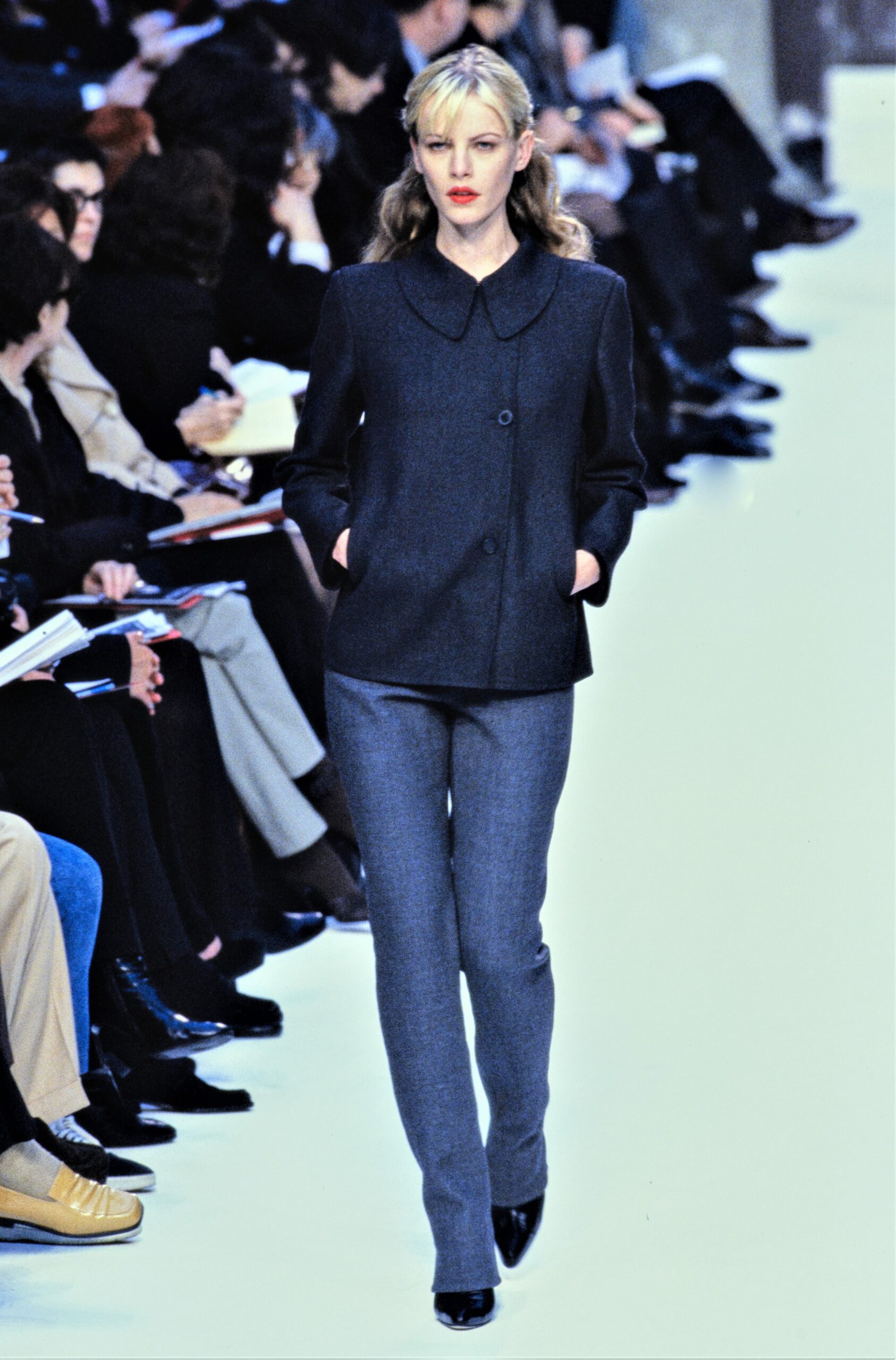 rounded collar black jacket