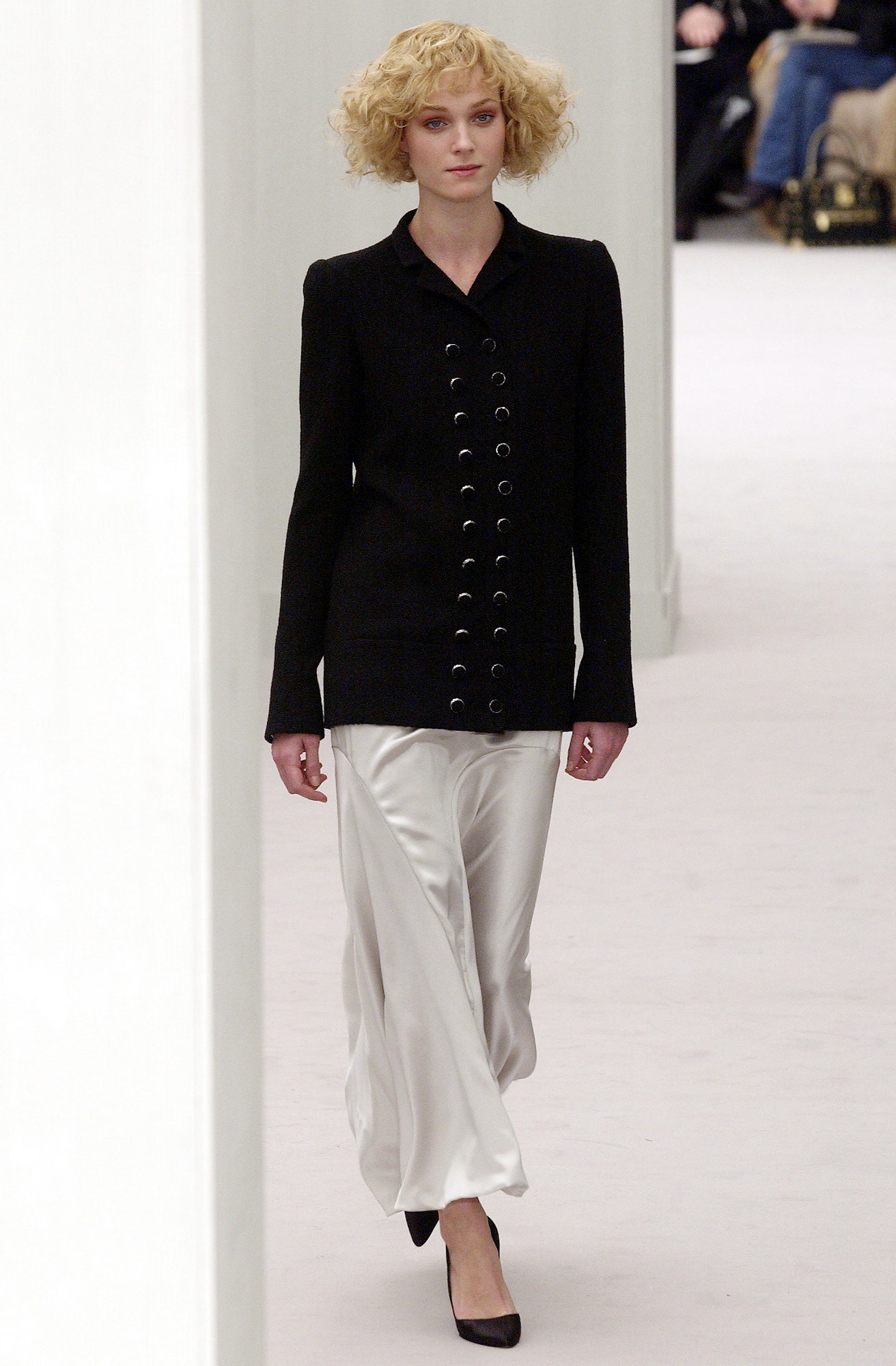 Chanel S/S 04 Couture Look 303
