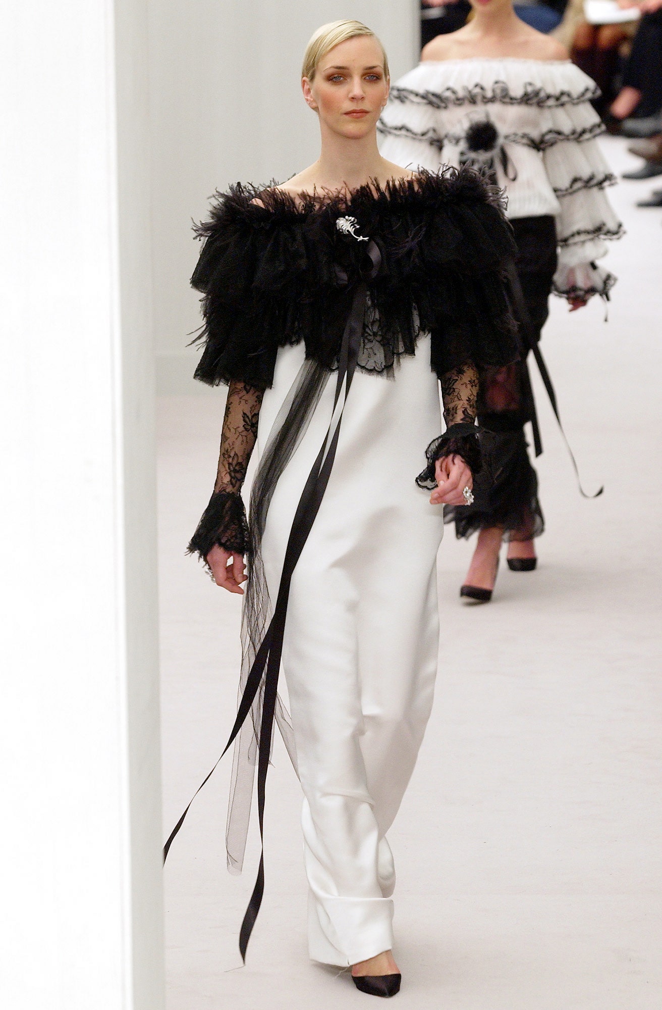 Chanel S/S 04 Couture Look 404