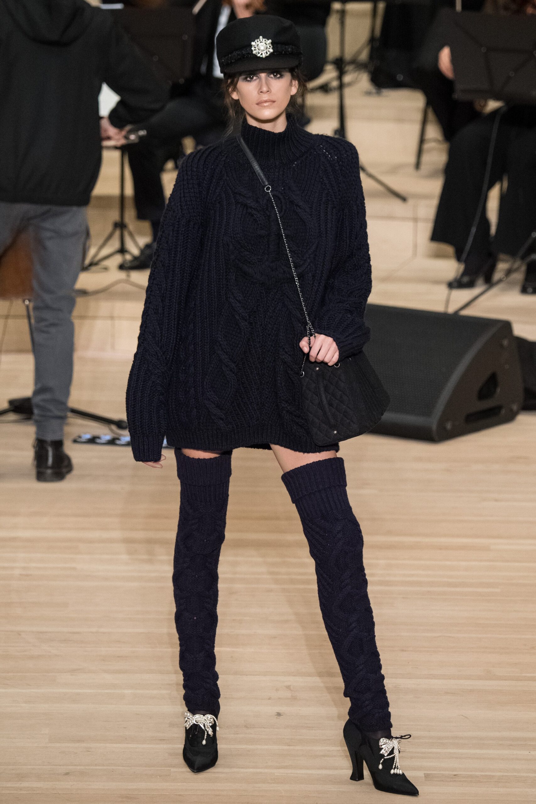 Chanel F/W 18 Look 54