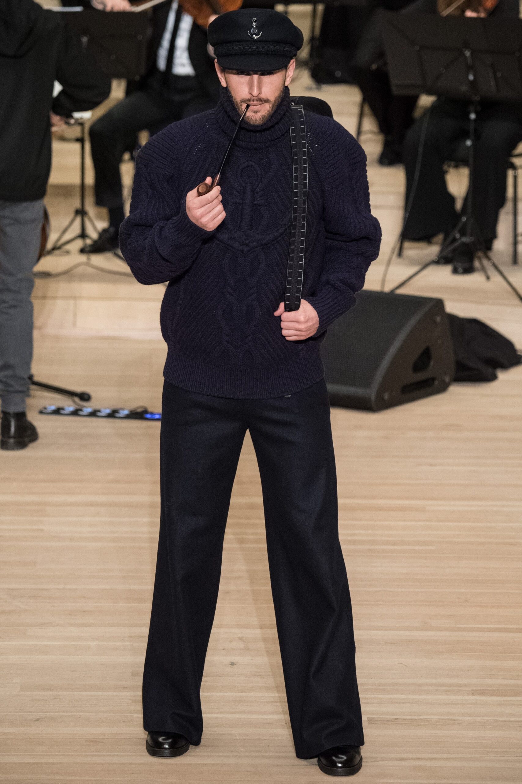 Chanel F/W 18 Look 94