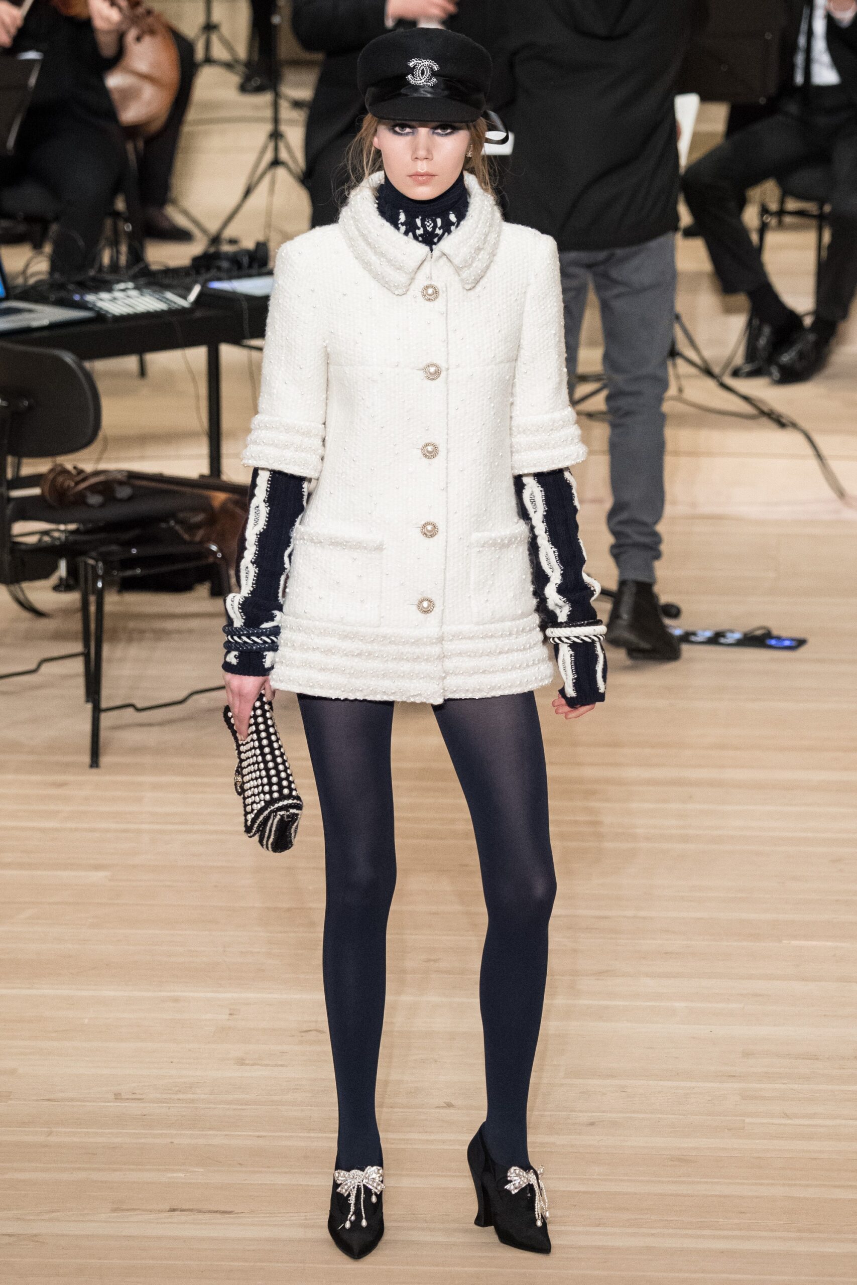 Chanel F/W 18 Look 305