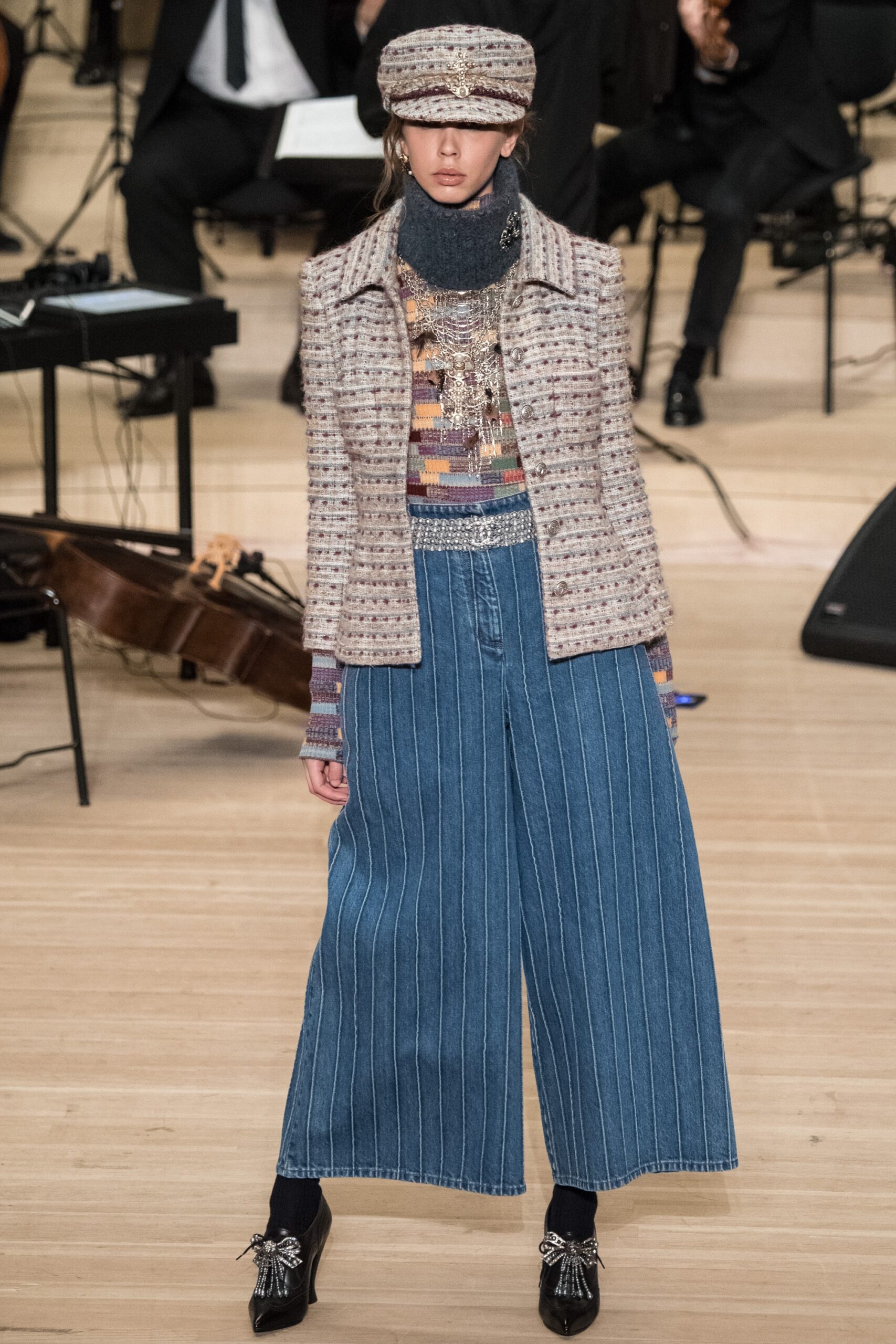 Chanel F/W 18 Look 373