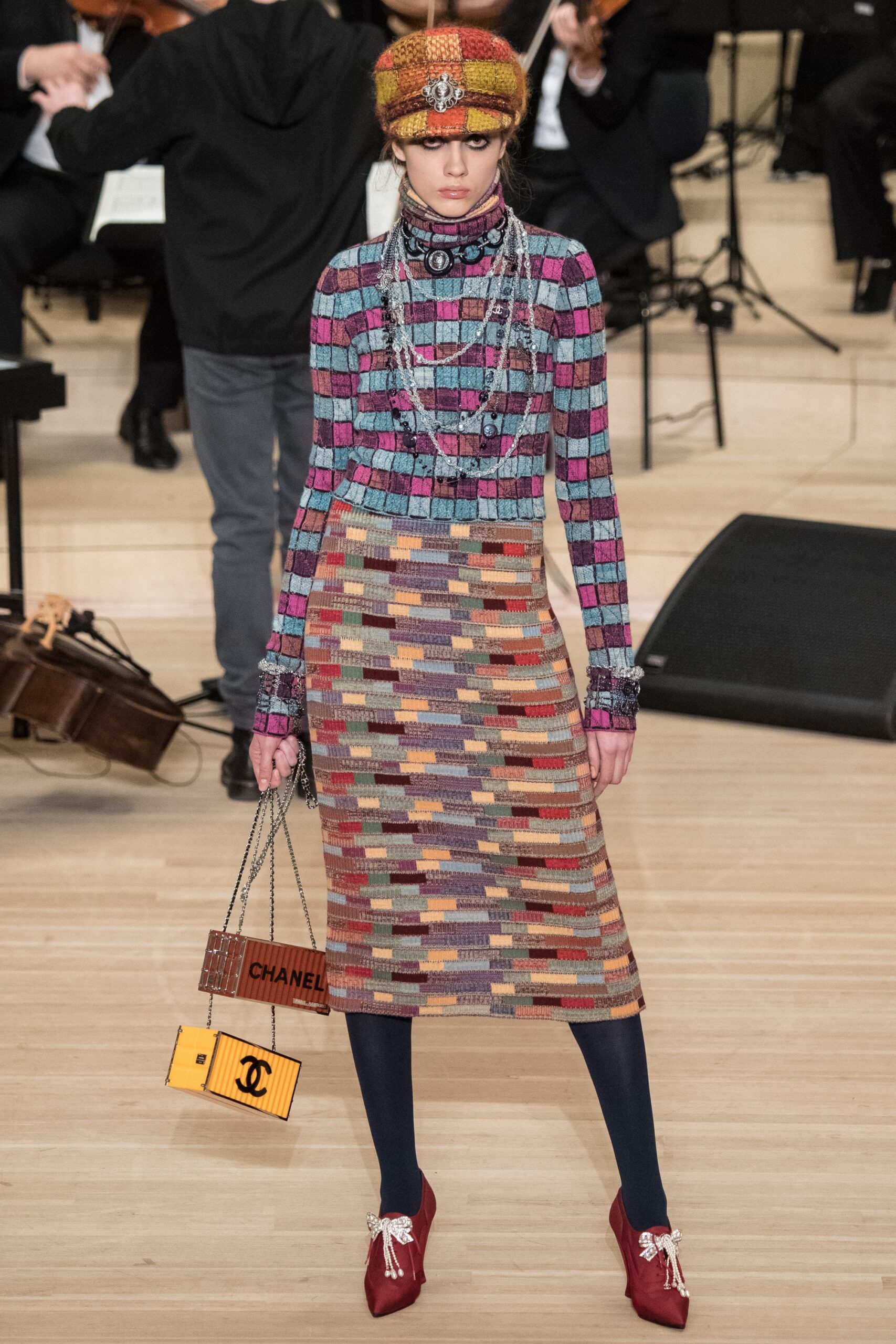 Chanel F/W 18 Look 421