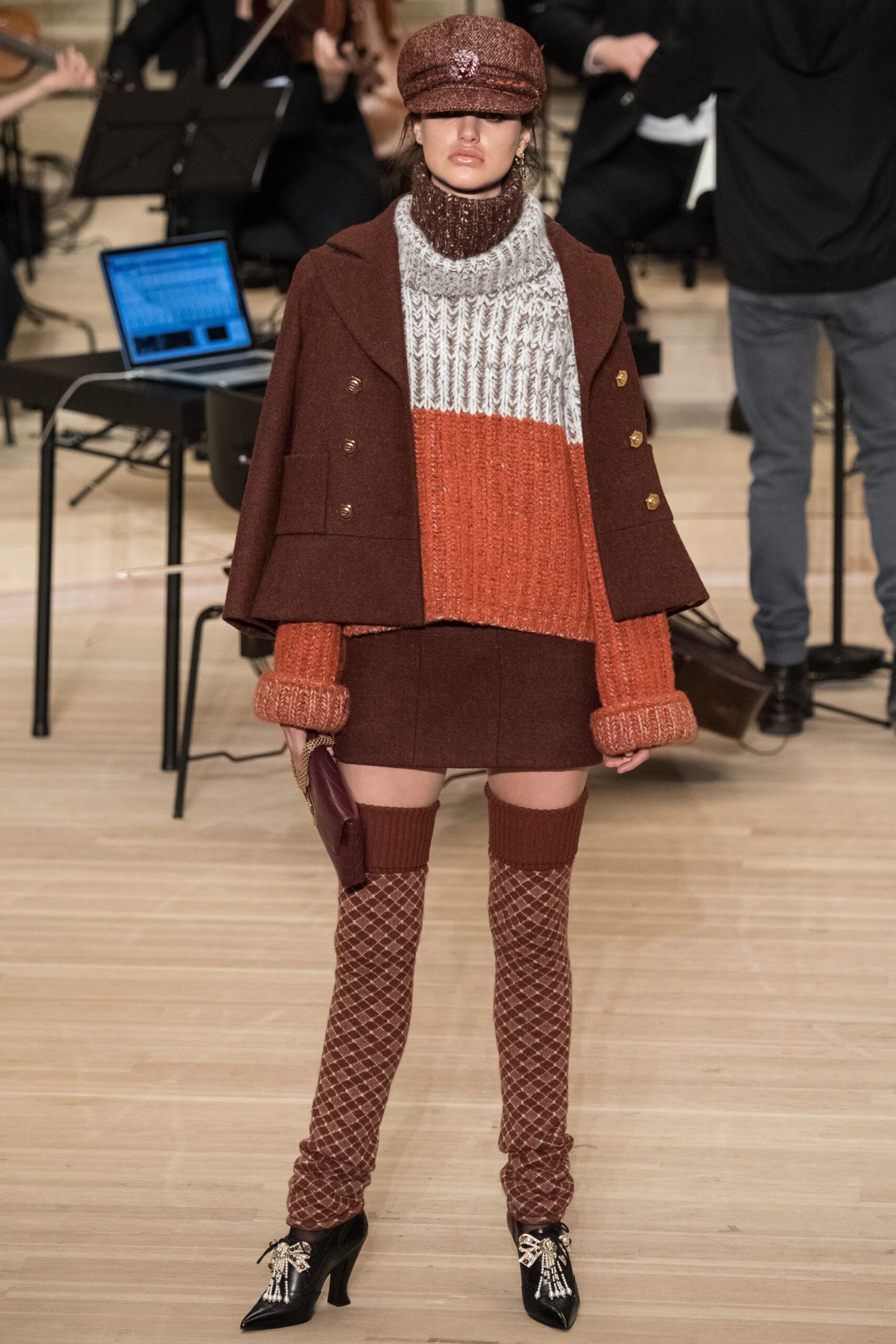 Chanel F/W 18 Look 470