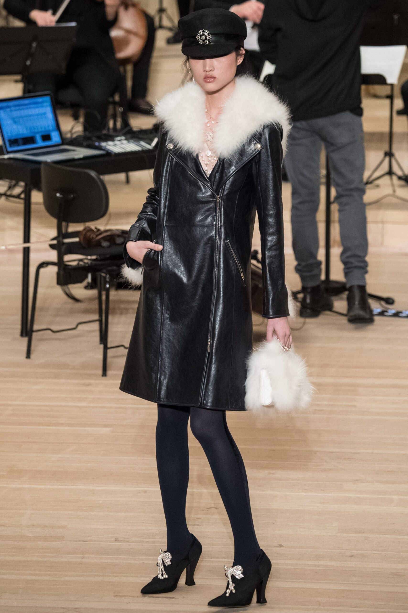 Chanel F/W 18 Look 571