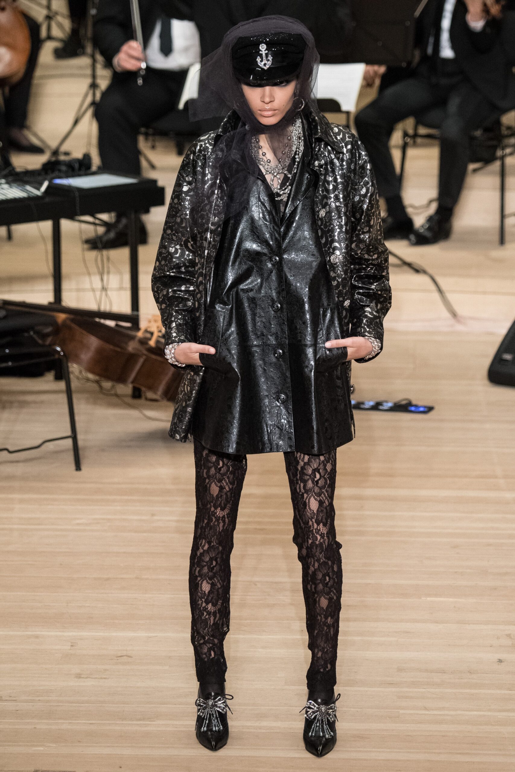 Chanel F/W 18 Look 698