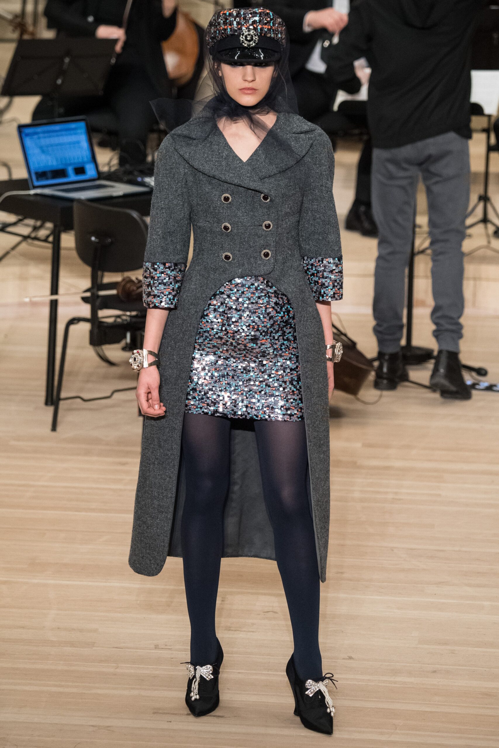 Chanel F/W 18 Look 768