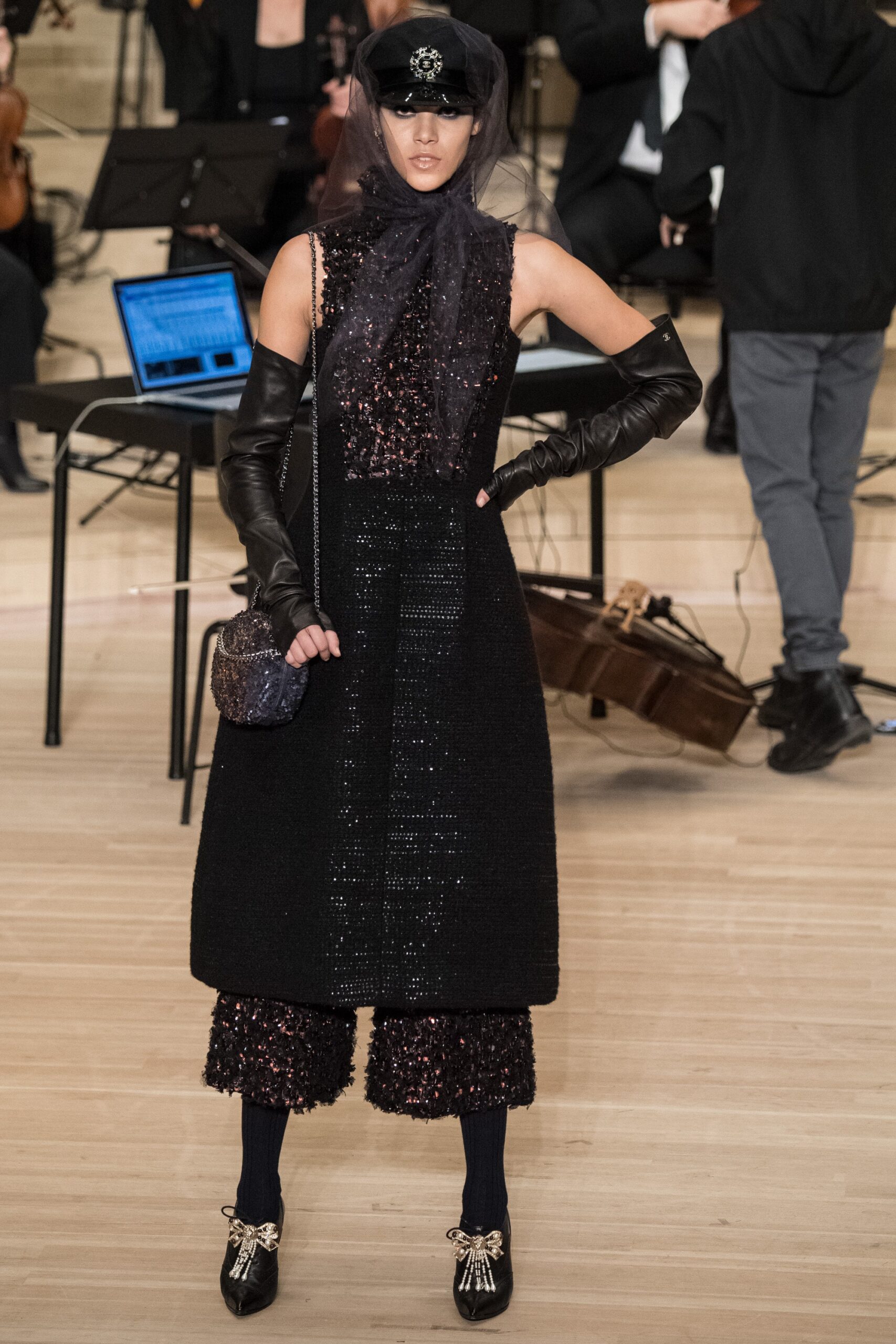 Chanel F/W 18 Look 900