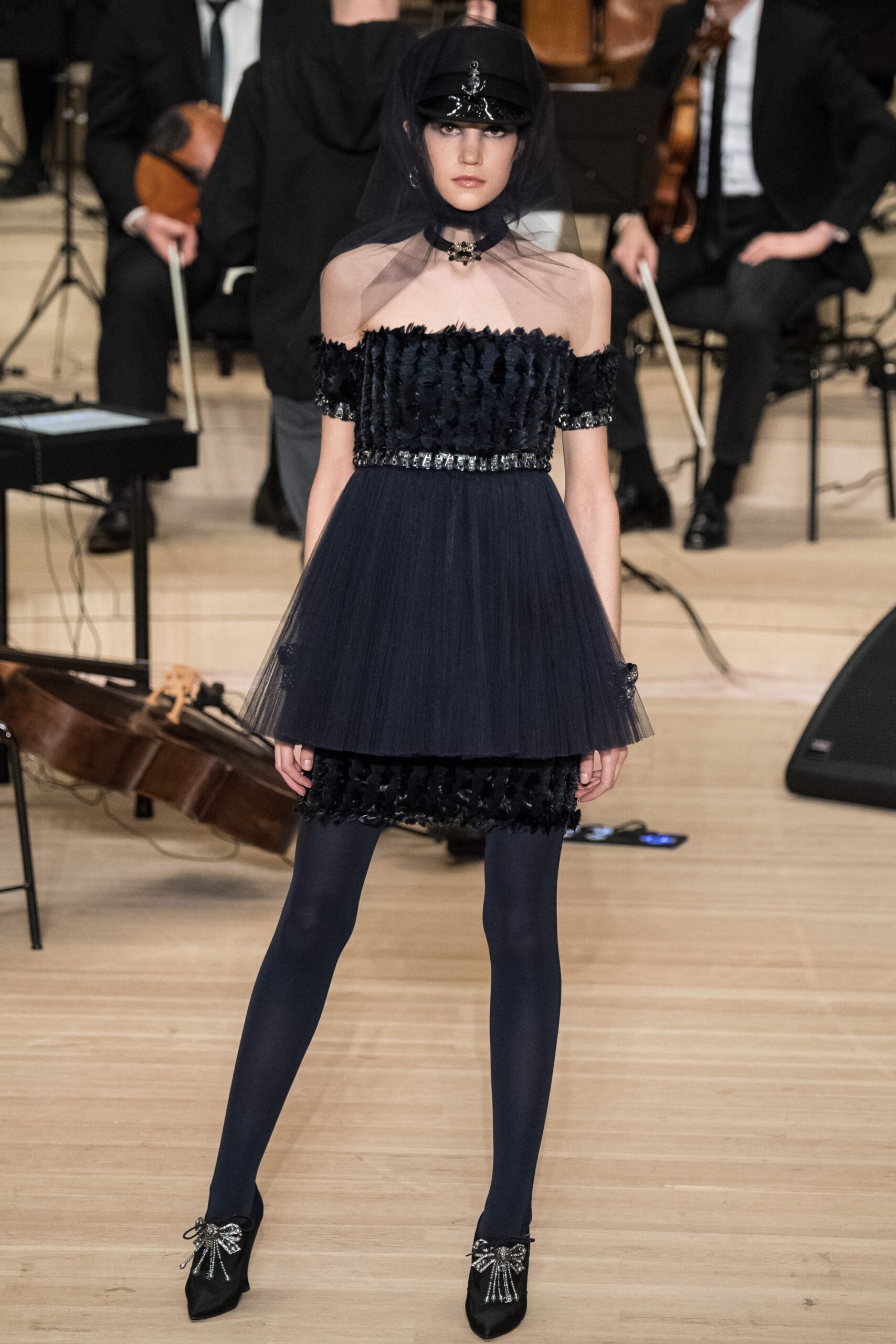 Chanel F/W 18 Look 939
