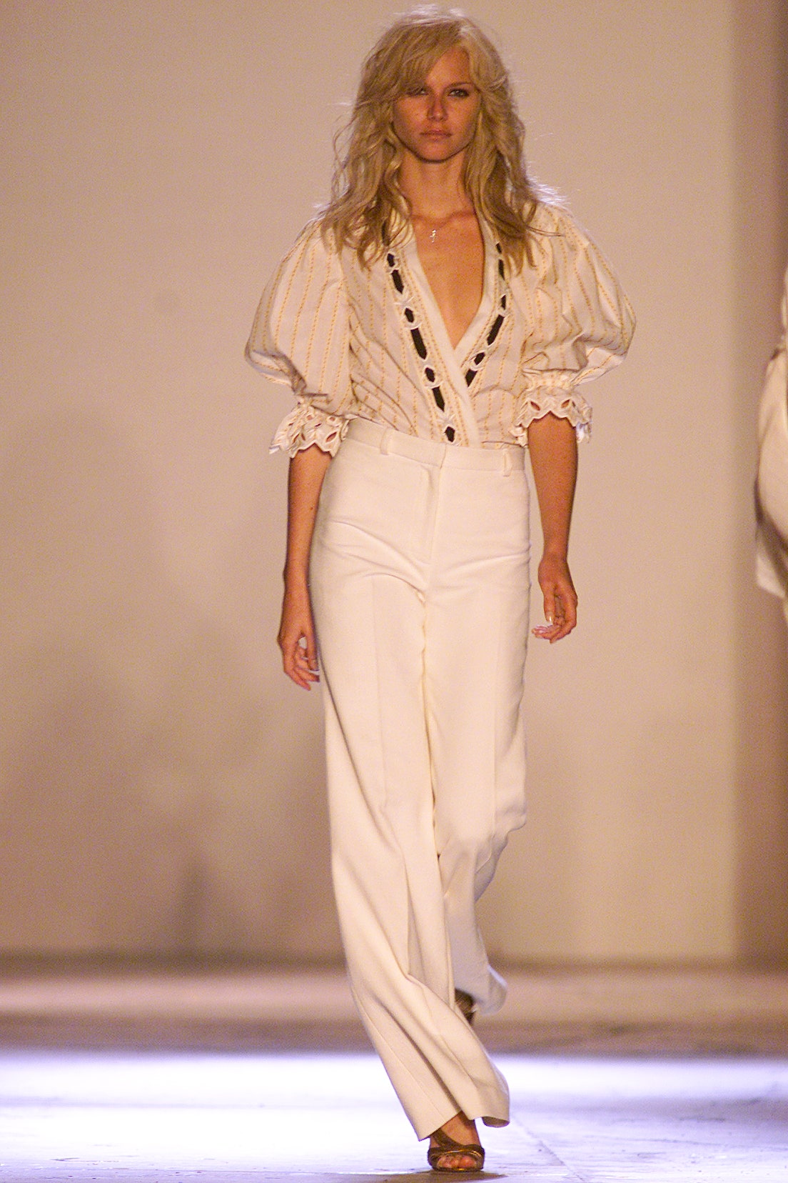 Chloé S/S 02 Look 17