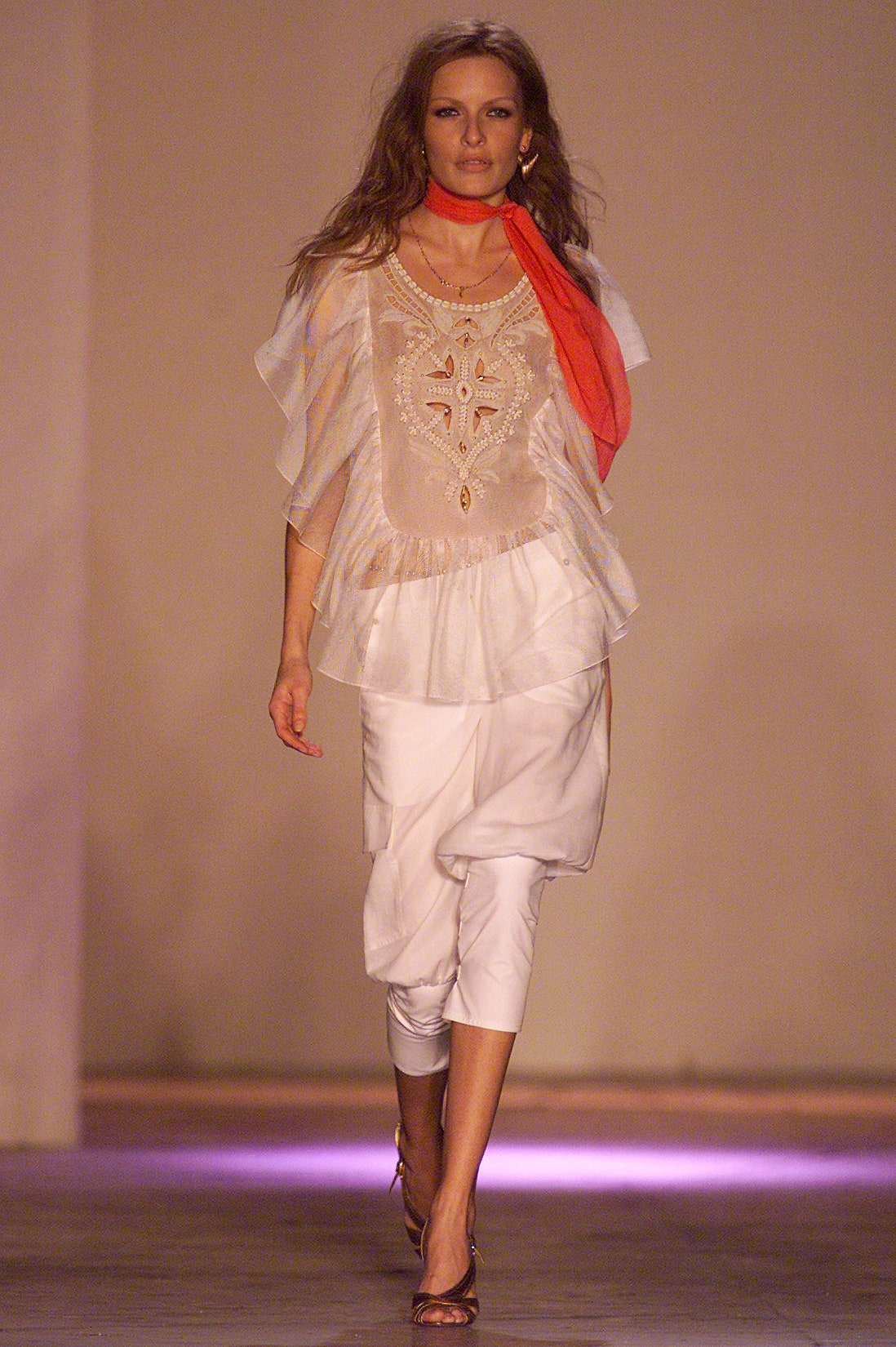 Chloé S/S 02 Look 382