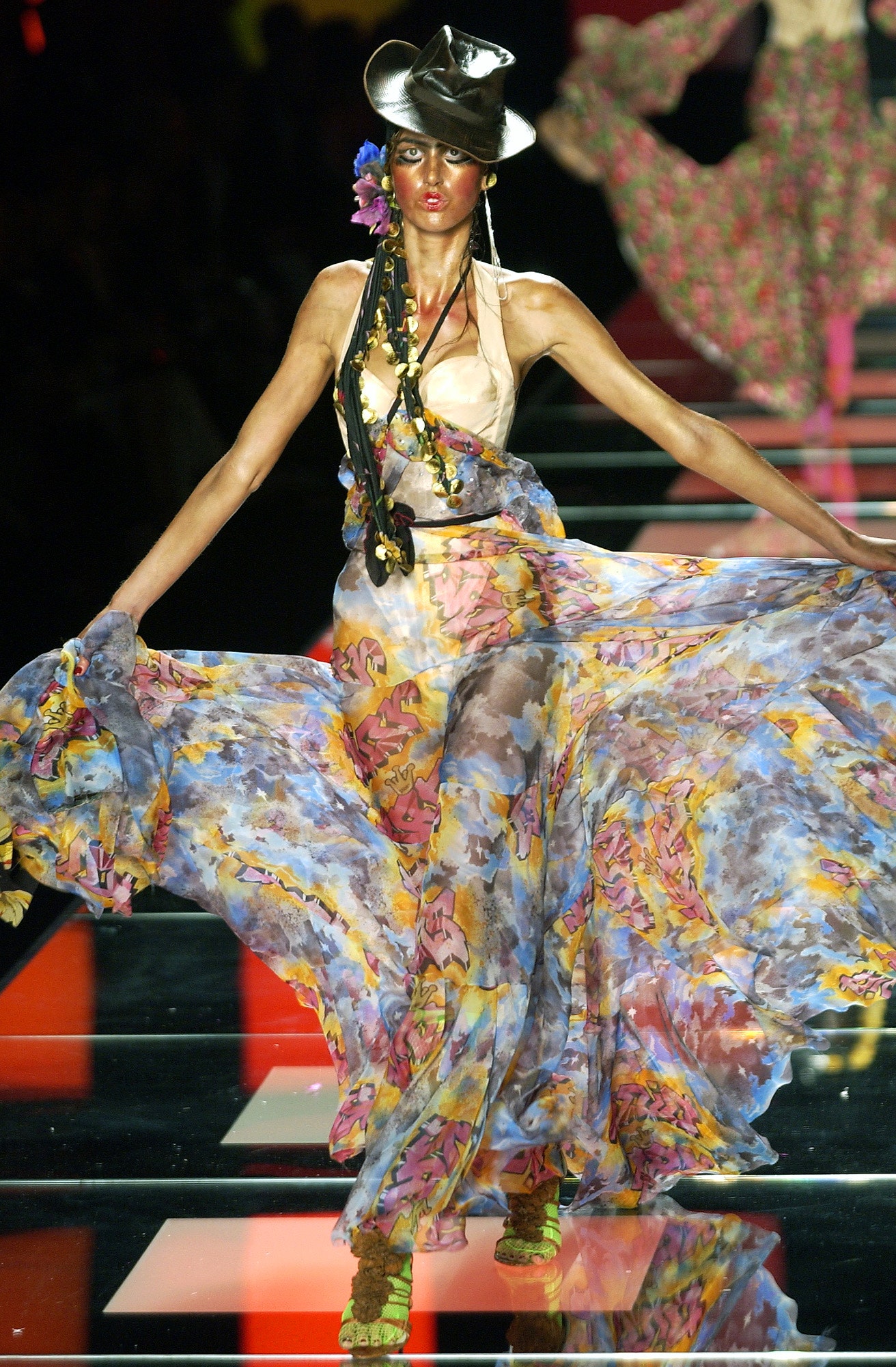 Christian Dior F/W 03 Couture Look 66