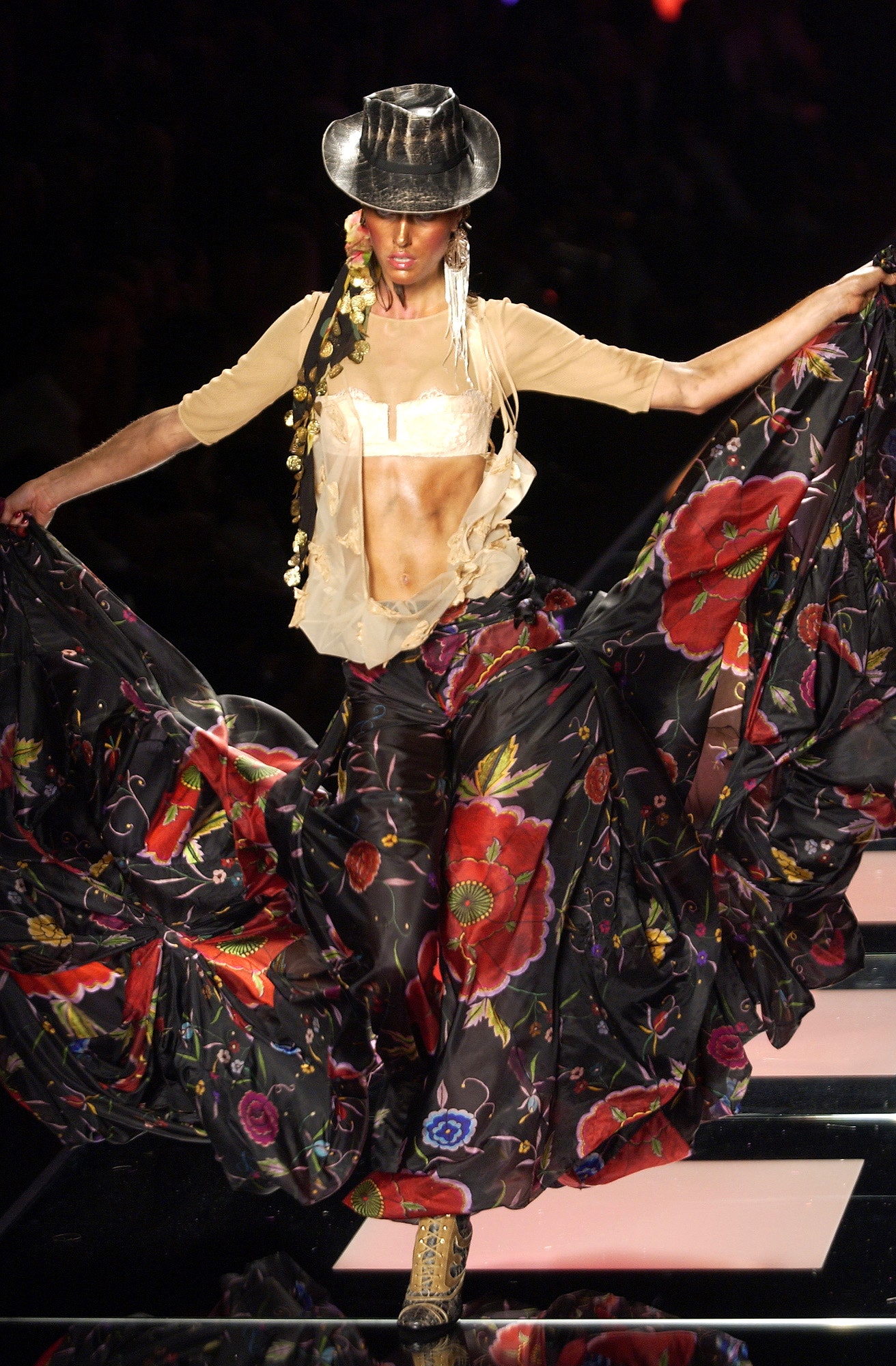 Christian Dior F/W 03 Couture Look 82