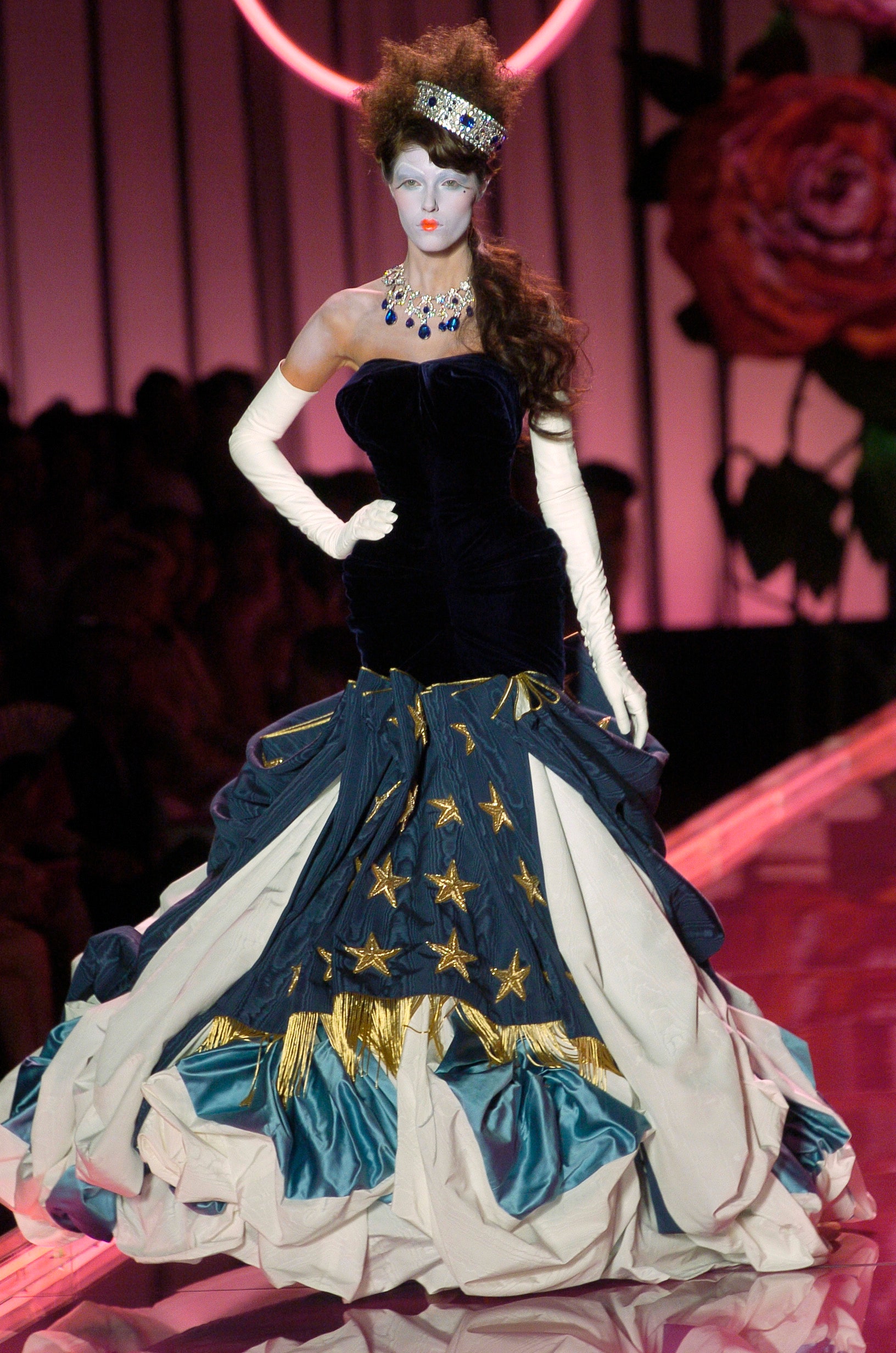 Christian Dior F/W 04 Couture Look 95