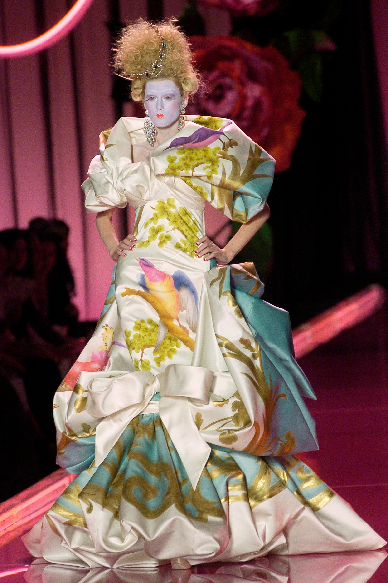 Christian Dior F/W 04 Couture Look 221