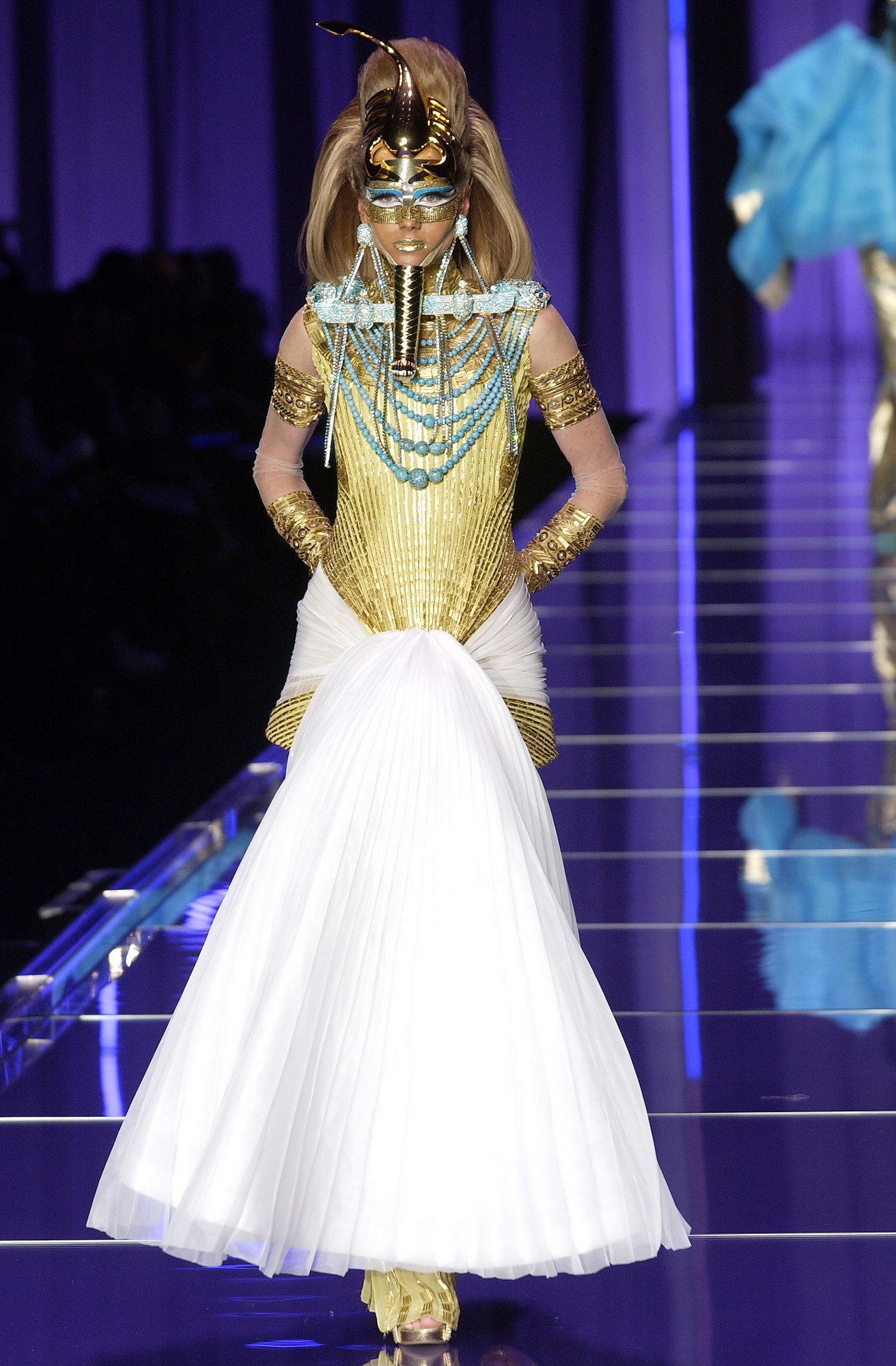 Christian Dior S/S 04 Couture Look 69
