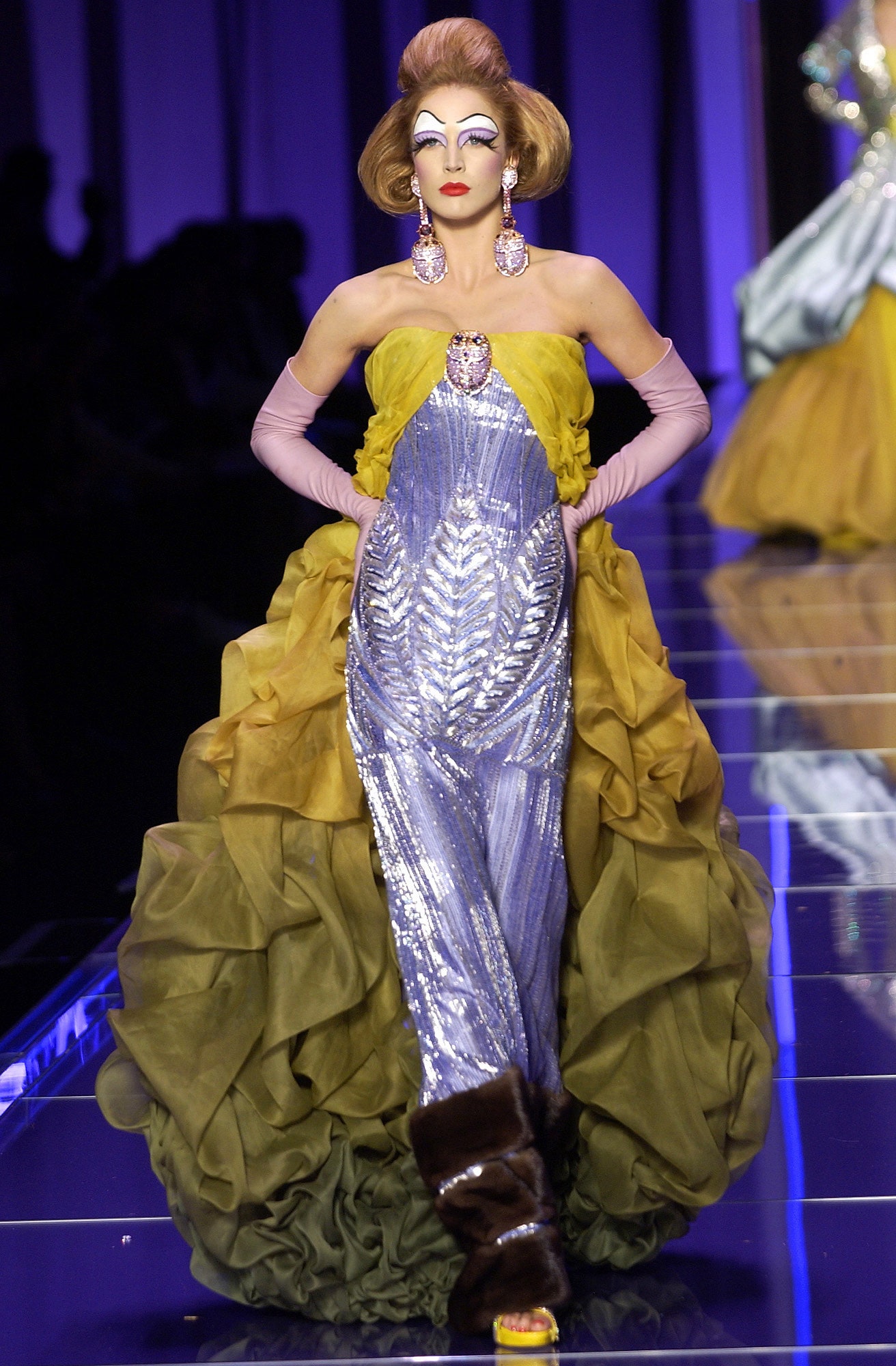 Christian Dior S/S 04 Couture Look 198