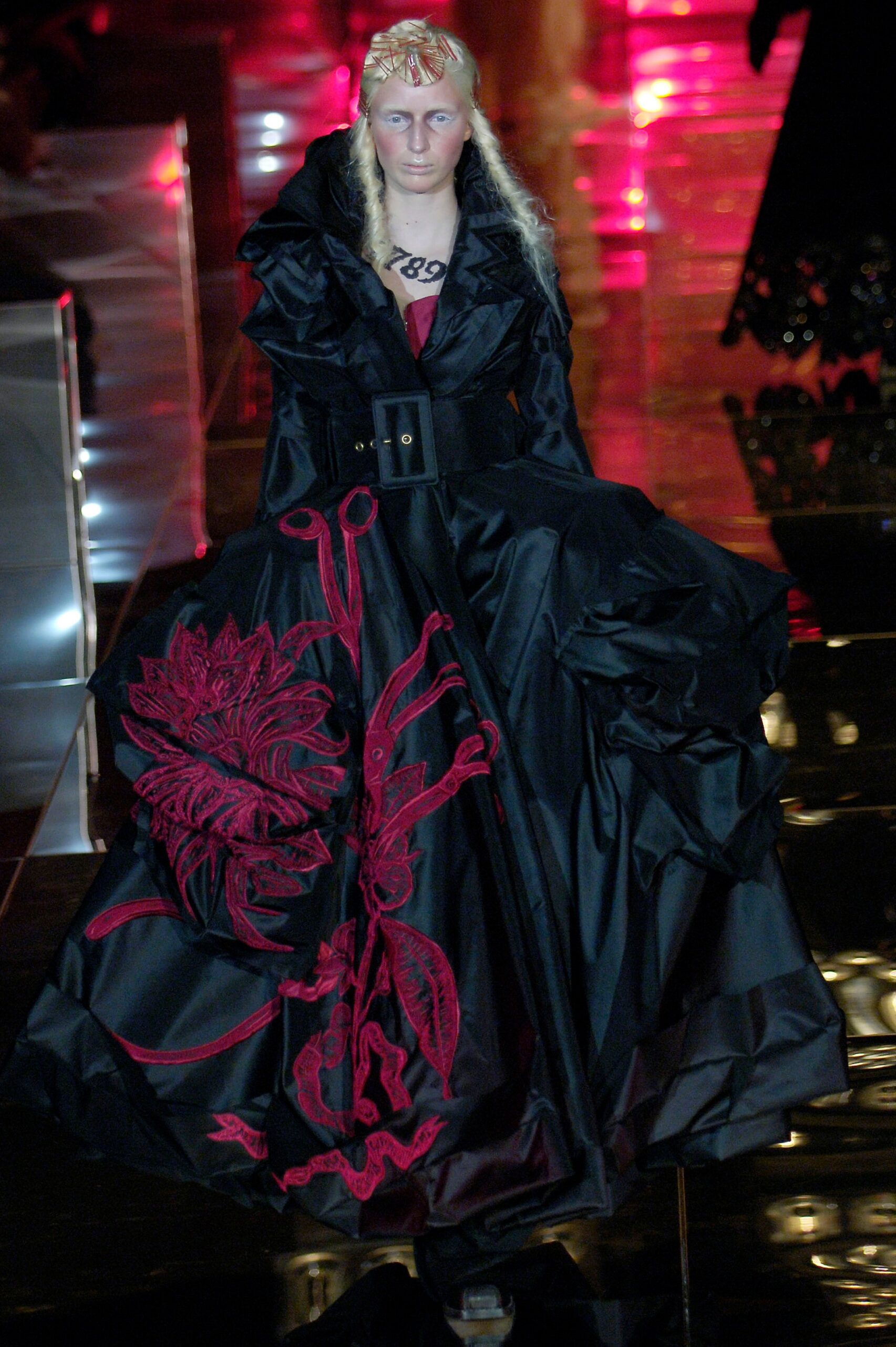 Christian Dior S/S 06 Couture Look 123