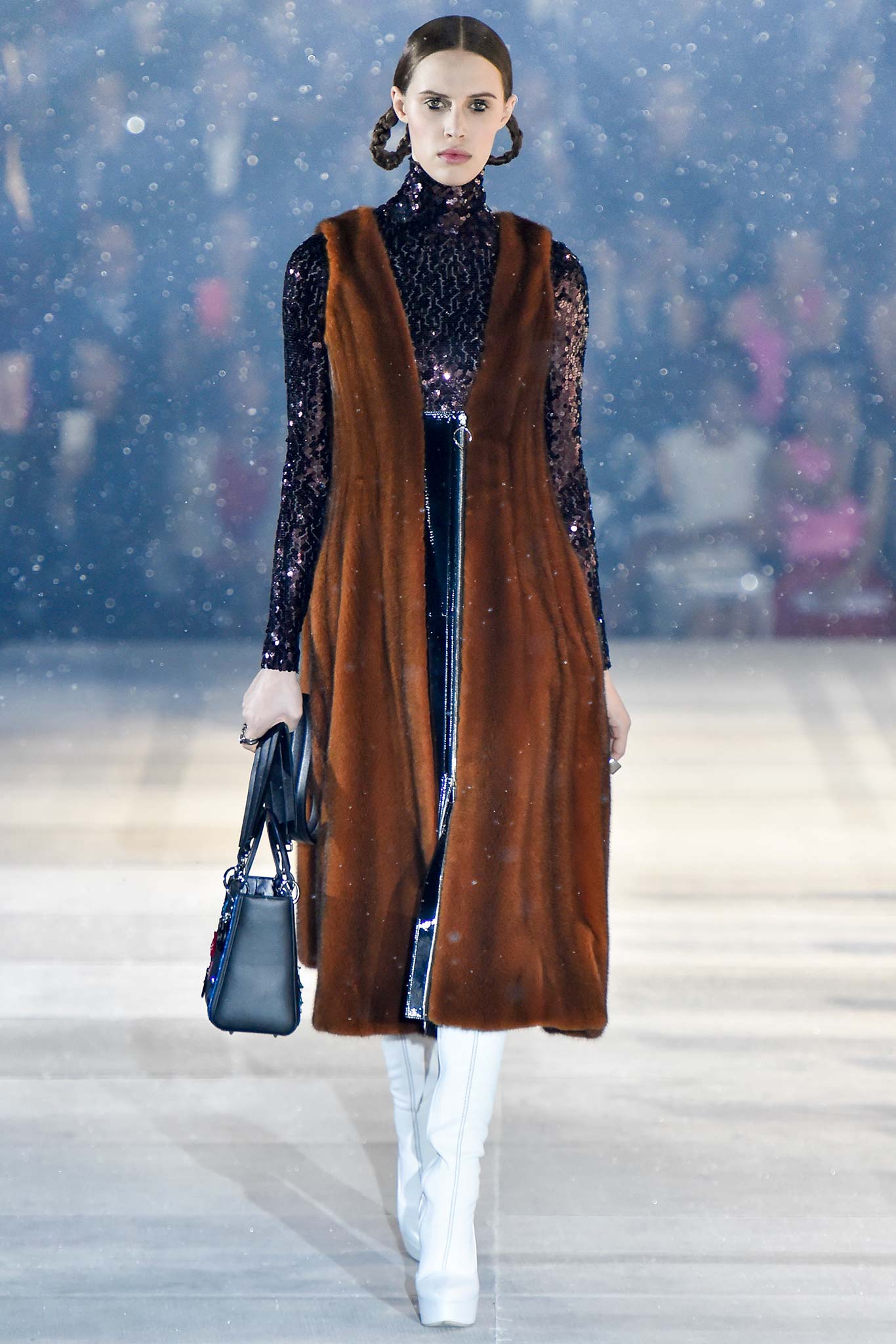 Christian Dior F/W 15 Look 118