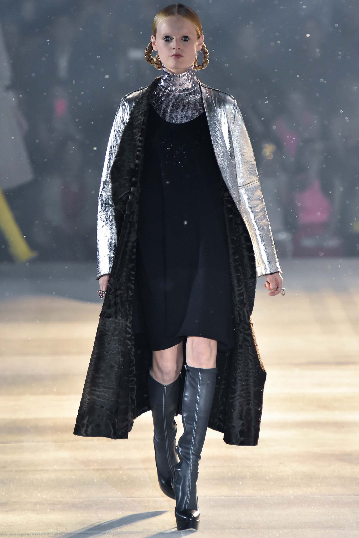 Christian Dior F/W 15 Look 180