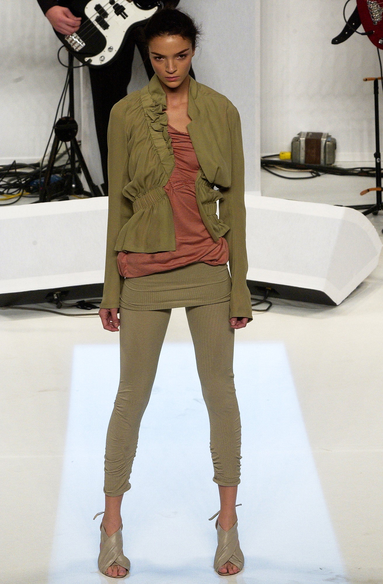 Chalayan S/S 03 Look 132