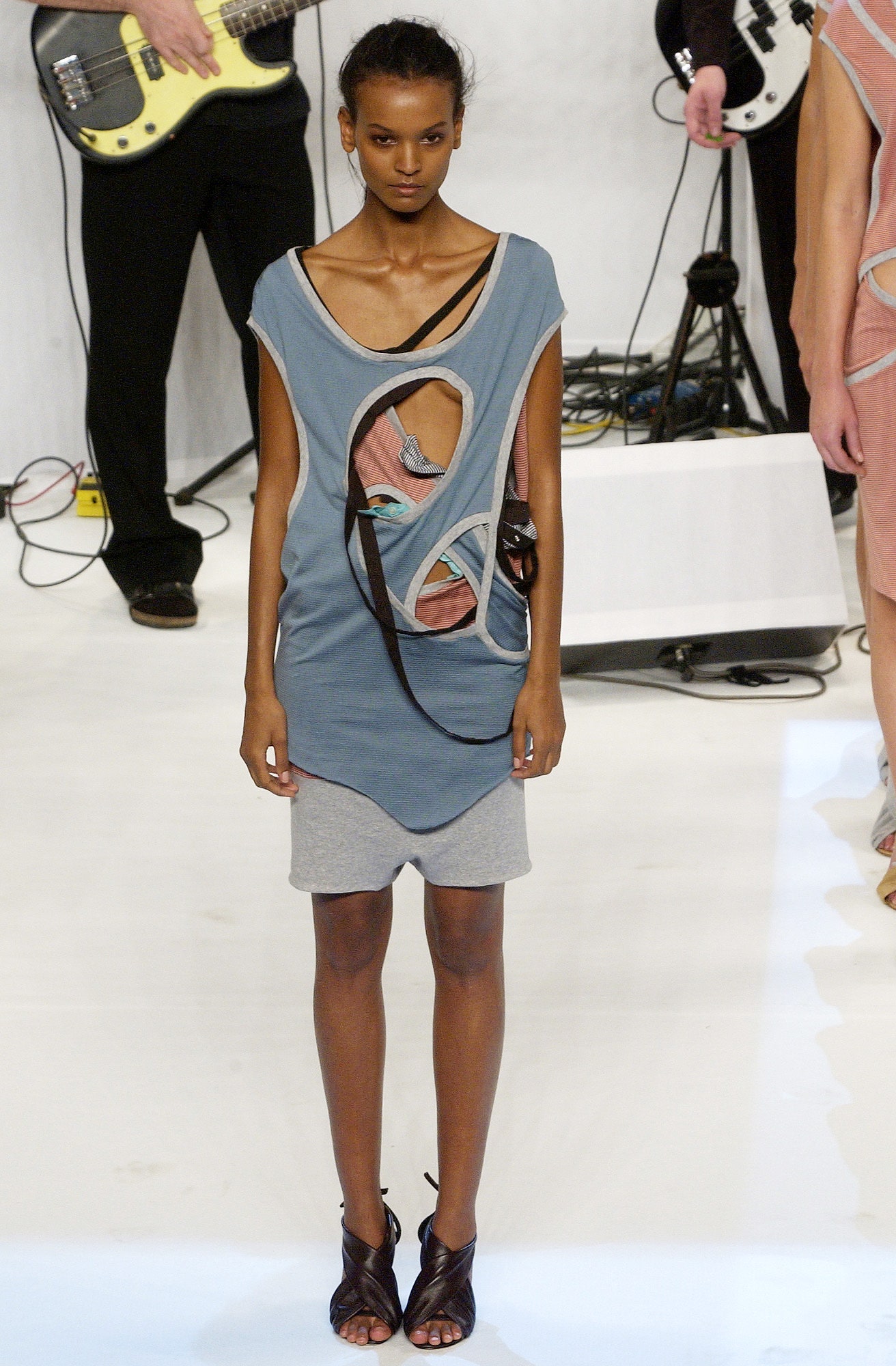 Chalayan S/S 03 Look 193
