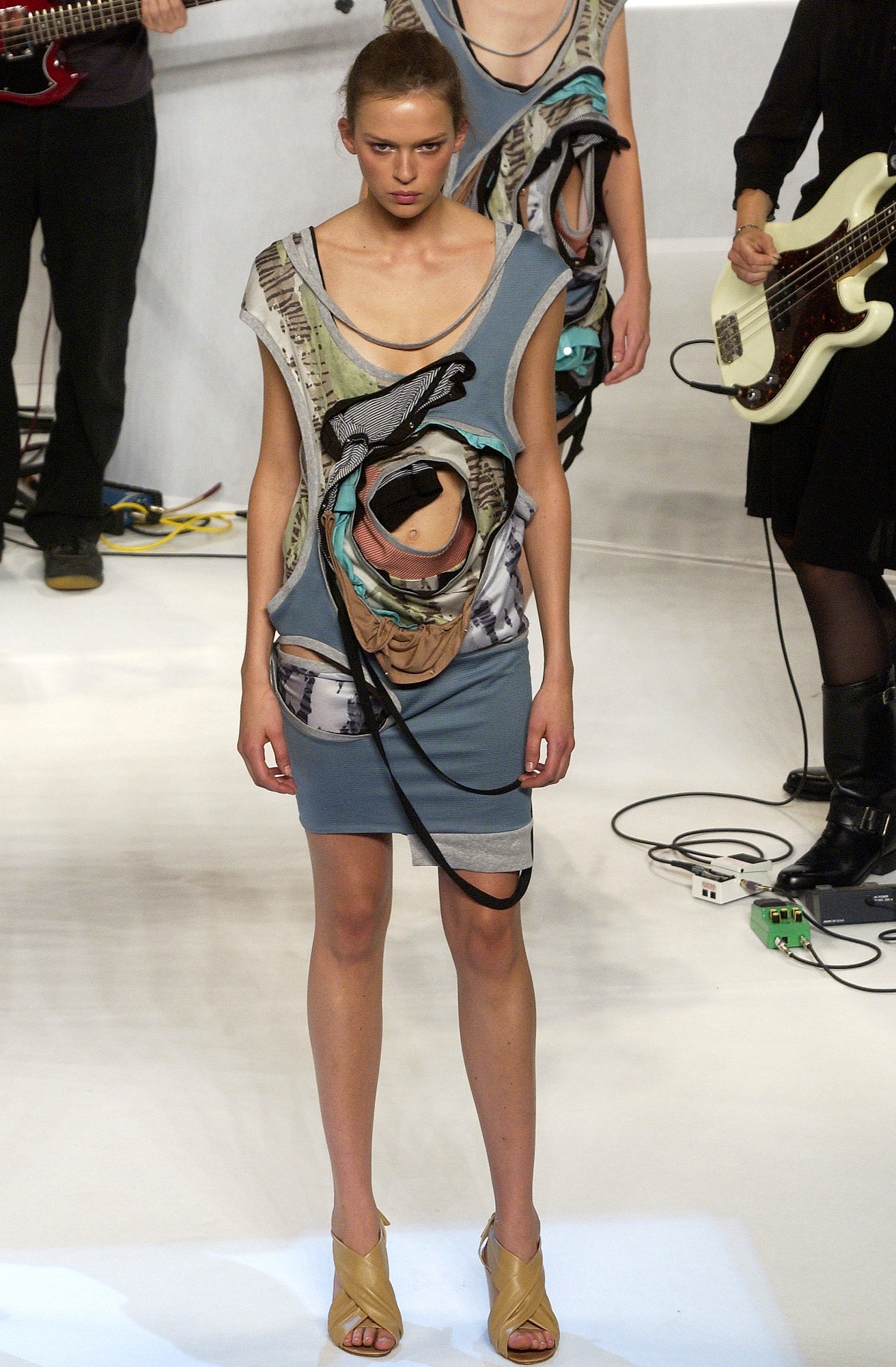 Chalayan S/S 03 Look 205