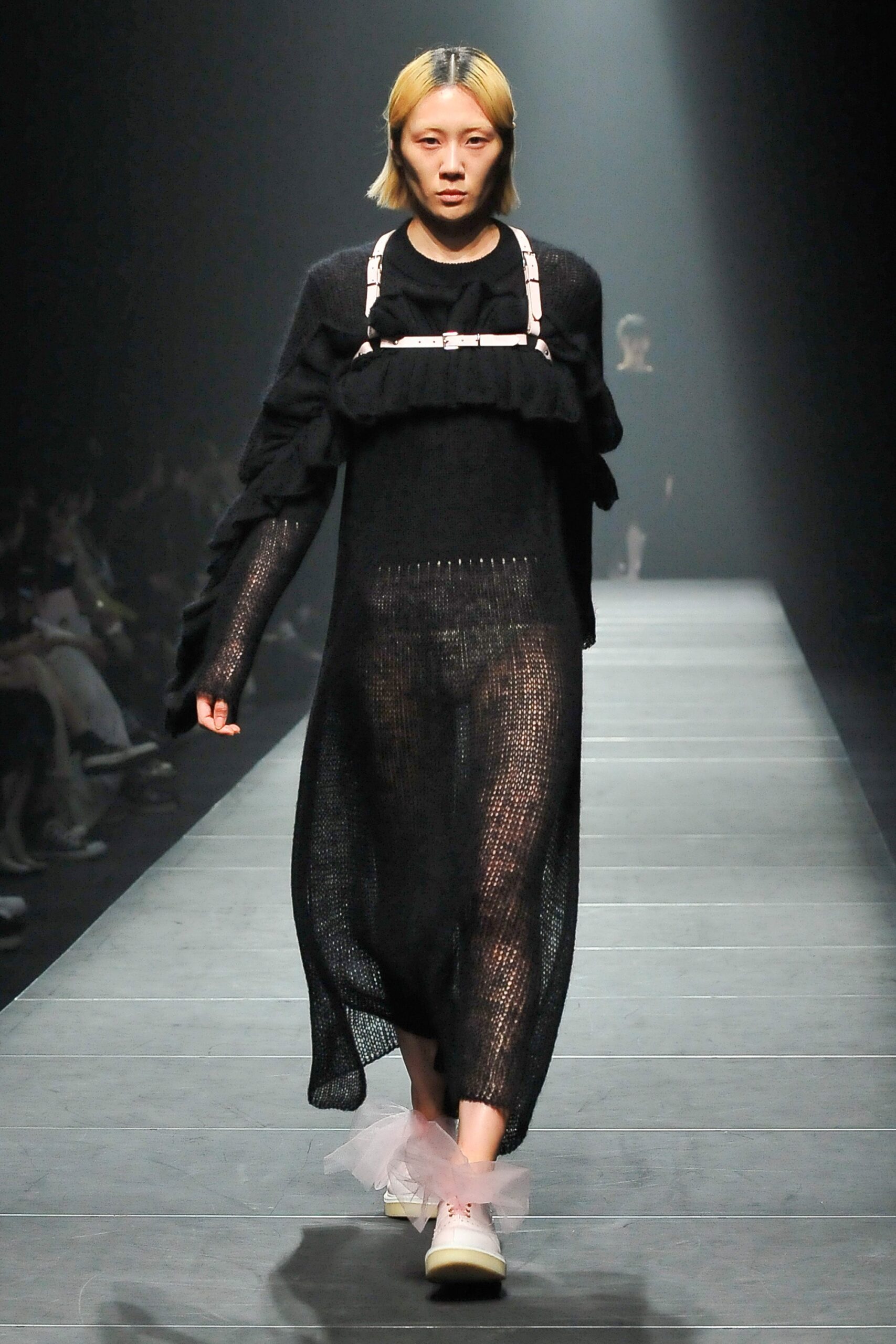 Chika Kisada Tokyo F/W 17 Look 151