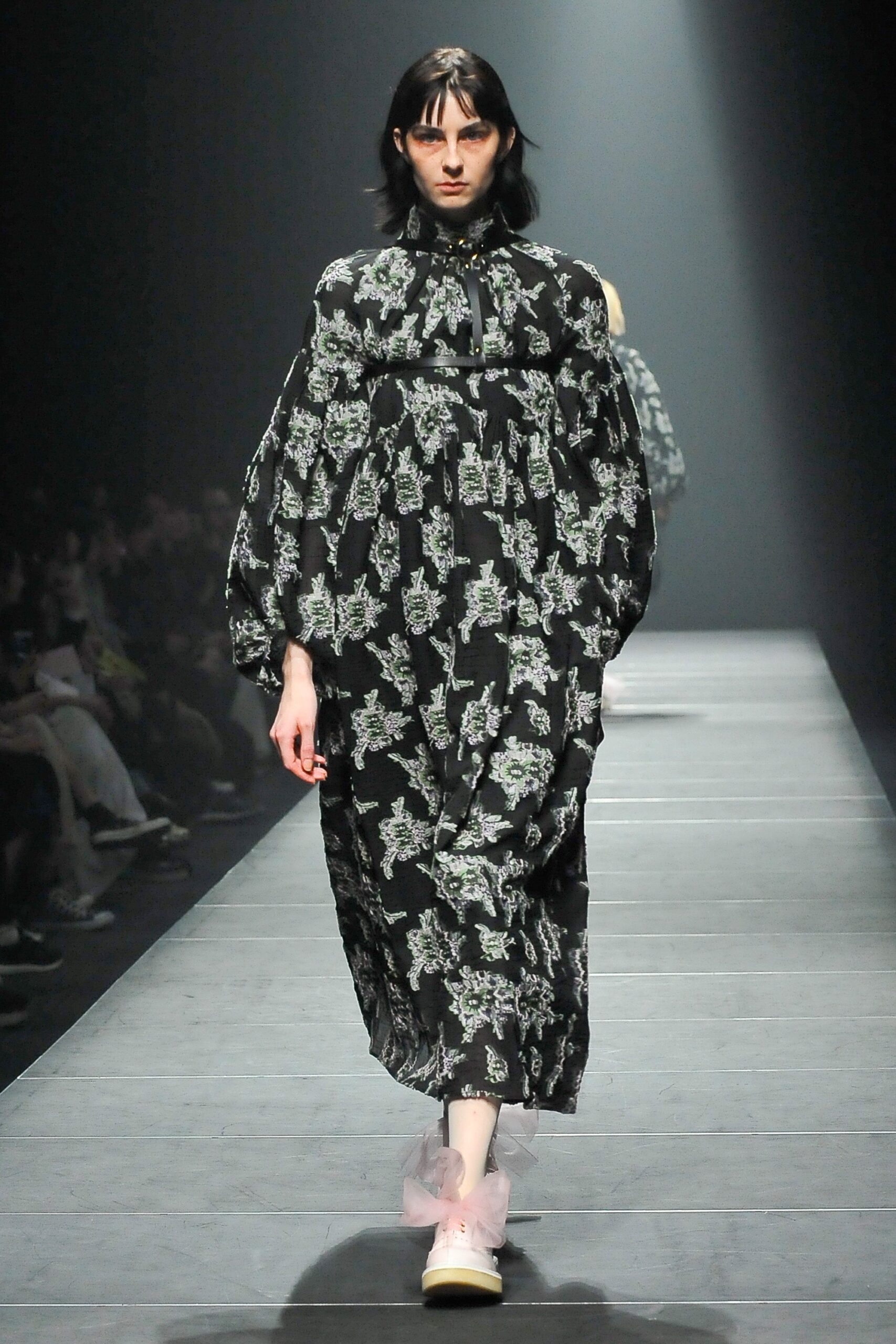 Chika Kisada Tokyo F/W 17 Look 292