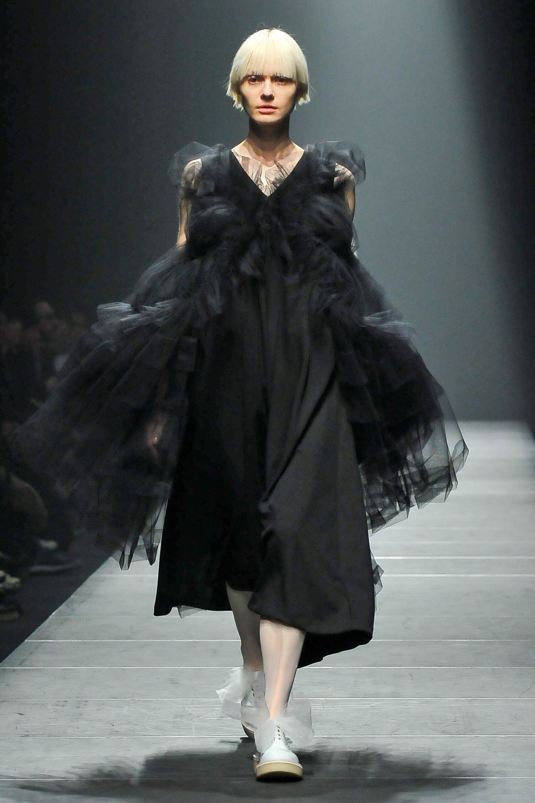 Chika Kisada Tokyo F/W 17 Look 309
