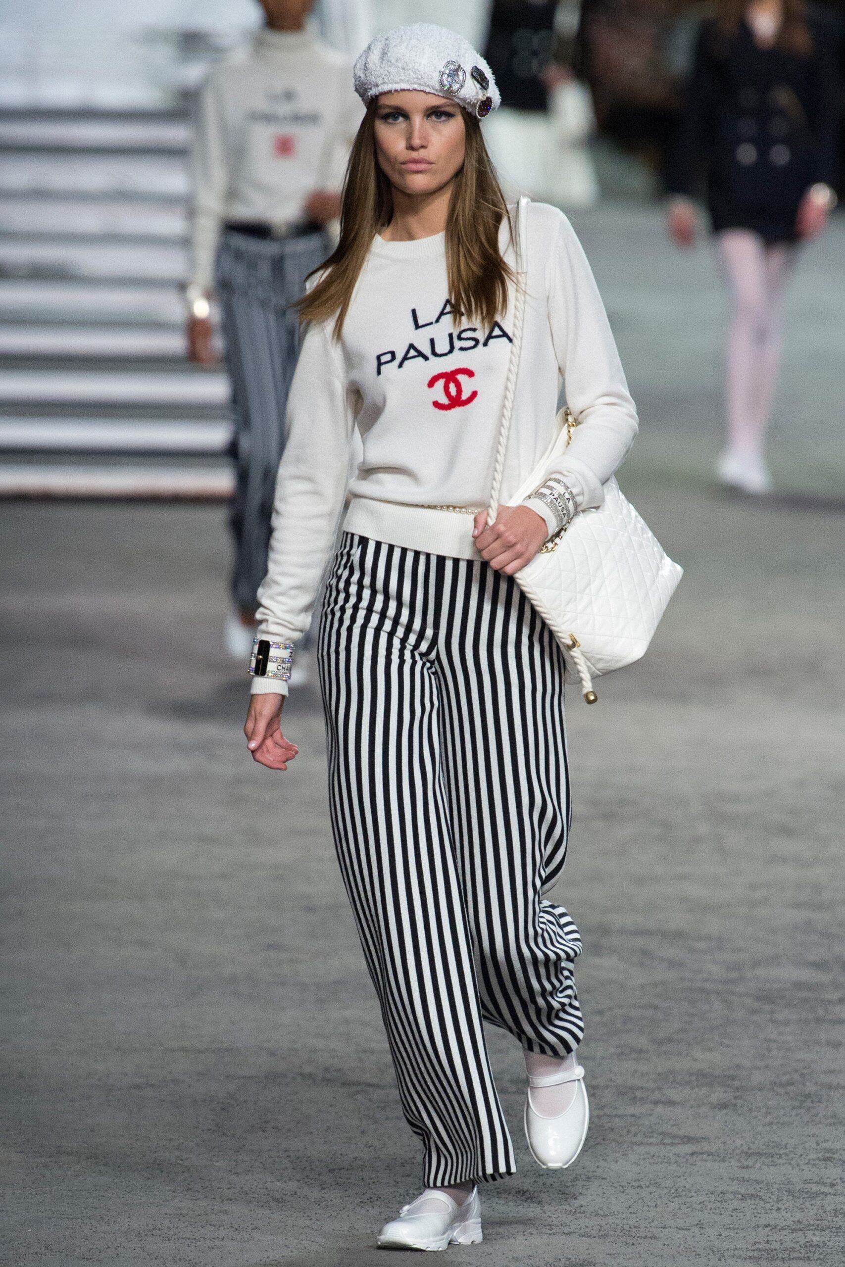 Chanel Resort 19 Look 1