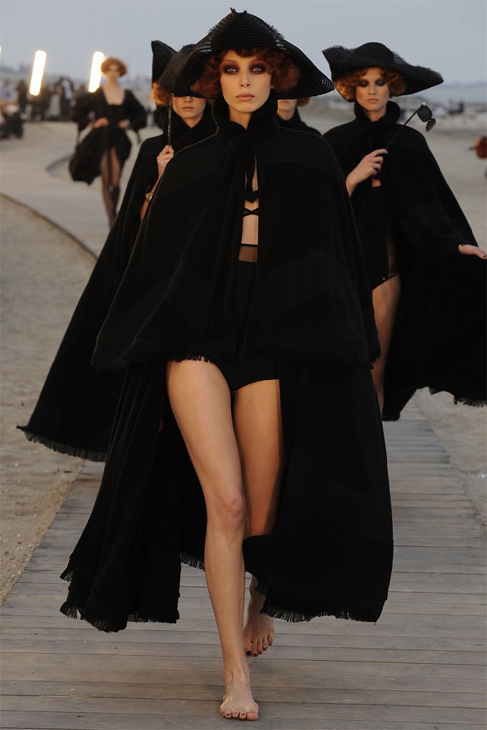 Chanel Resort 10 Look 14