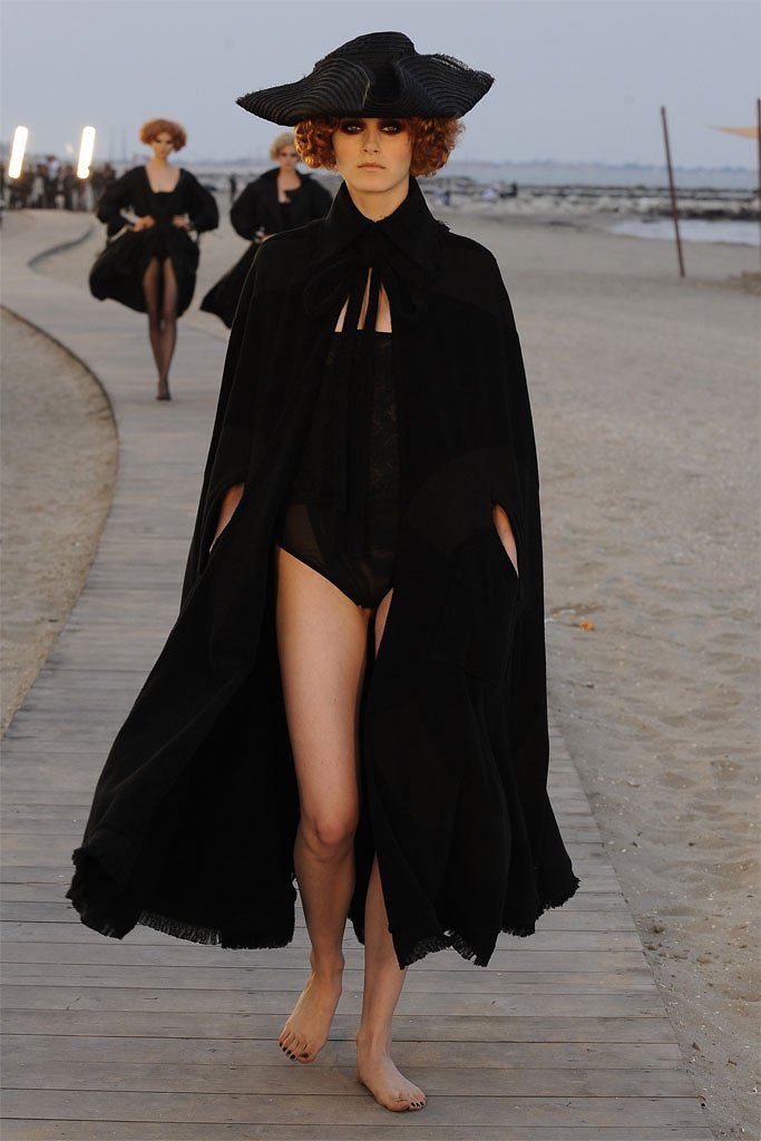 Chanel Resort 10 Look 356