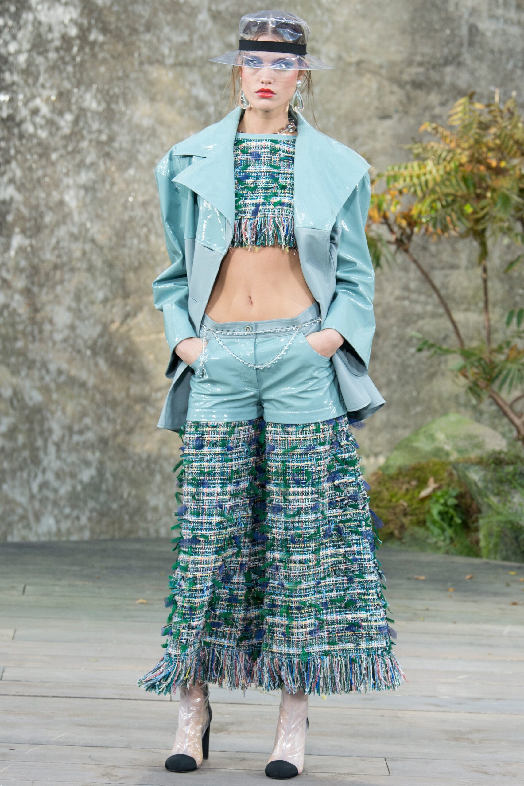 multi tweed sleeveless boat-neck checked fringed textured crop-top