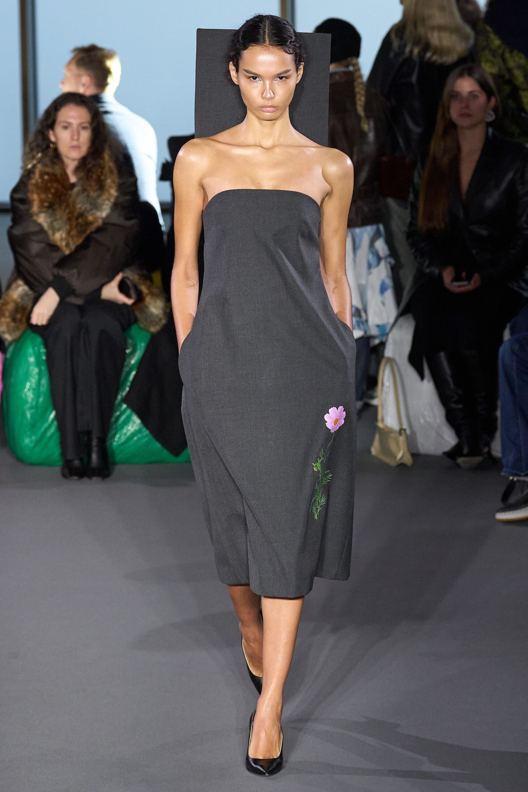 Christopher Kane Fall 2023 Ready-to-Wear