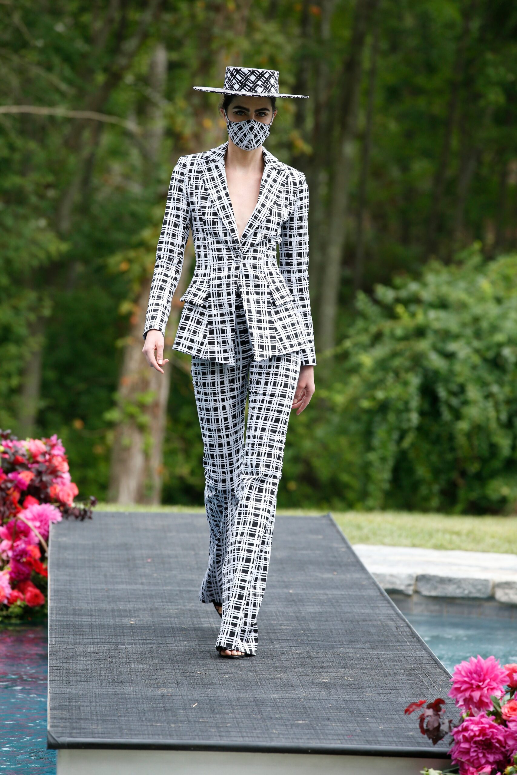 Christian Siriano S/S 21 Look 18